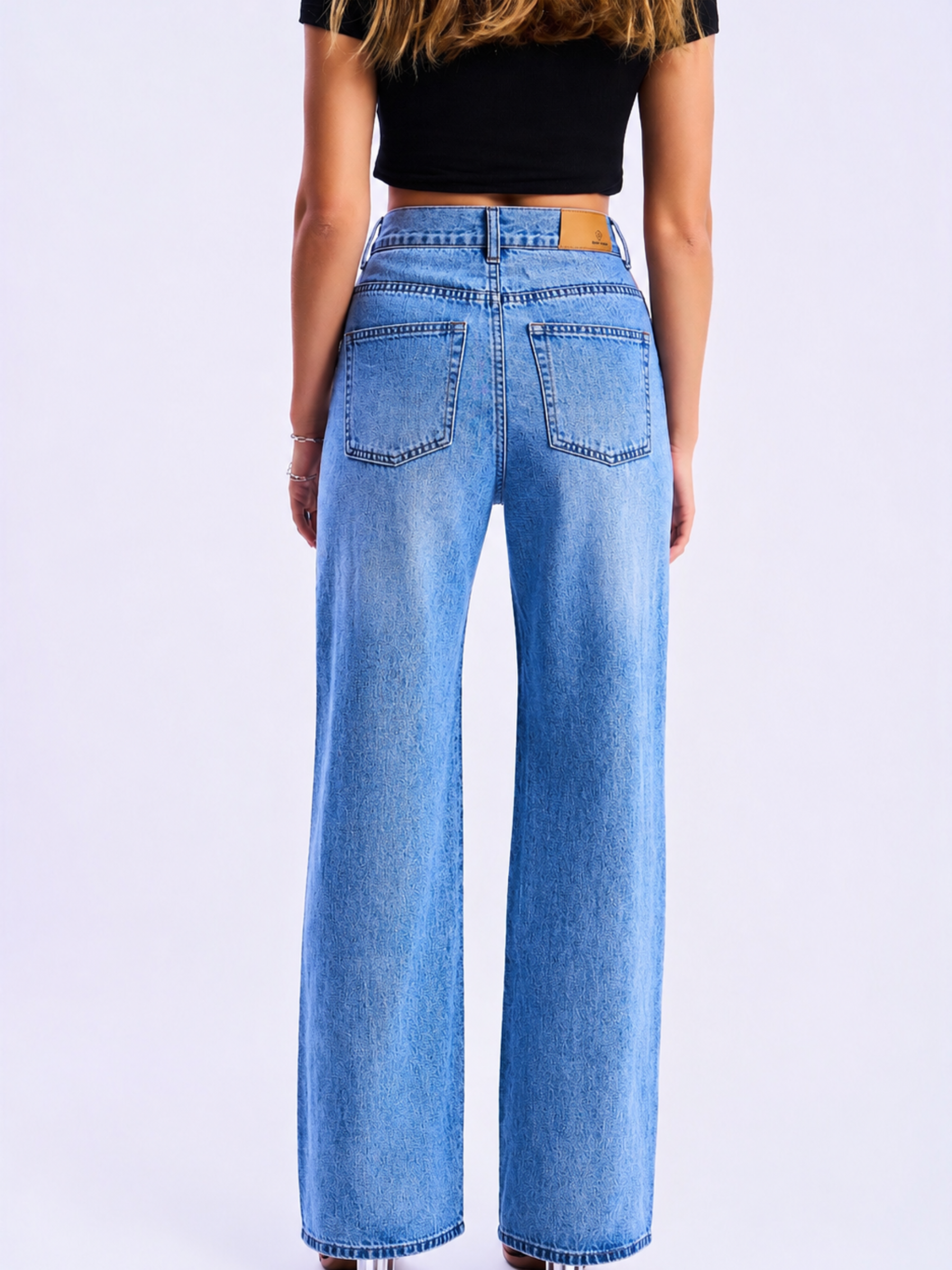 Step-Frayed Hem Wide-Leg jeans