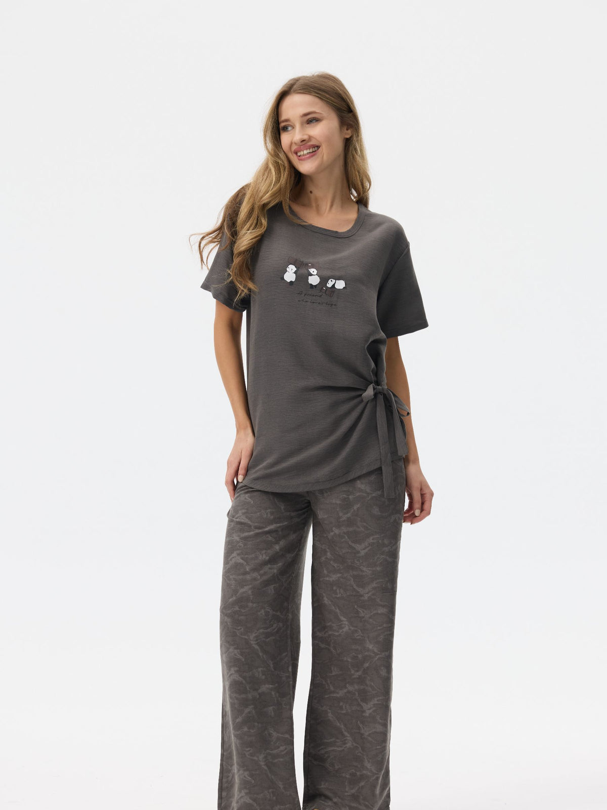 بيجامة نسائية - قطعتين (M-2XL)