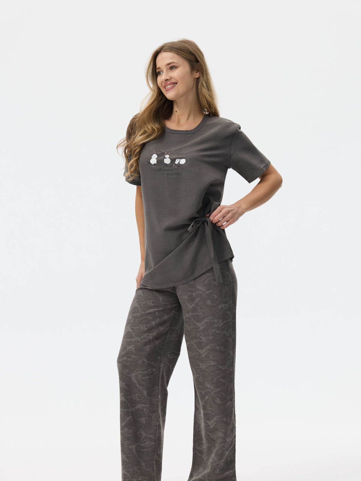 بيجامة نسائية - قطعتين (M-2XL)