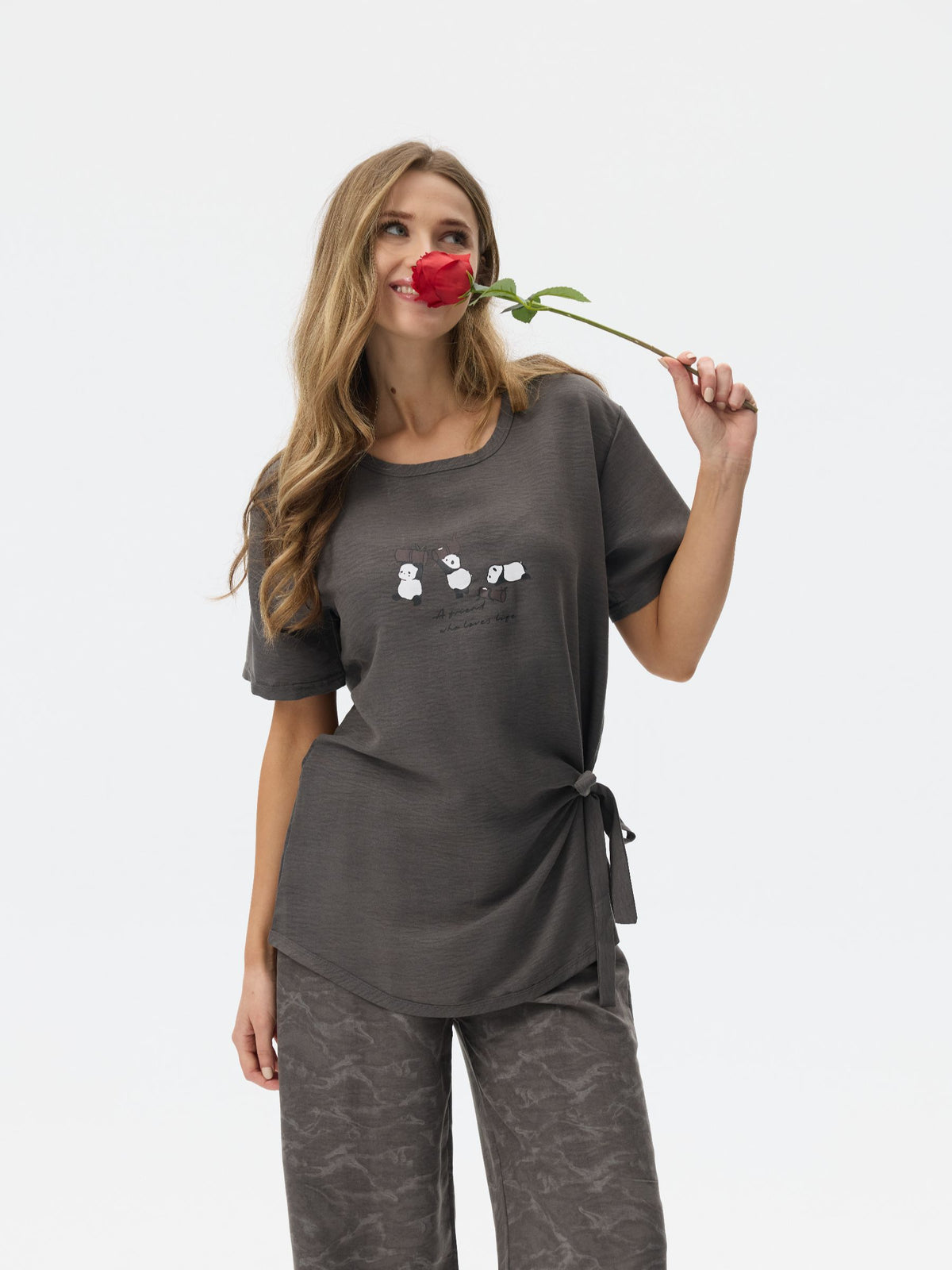 بيجامة نسائية - قطعتين (M-2XL)