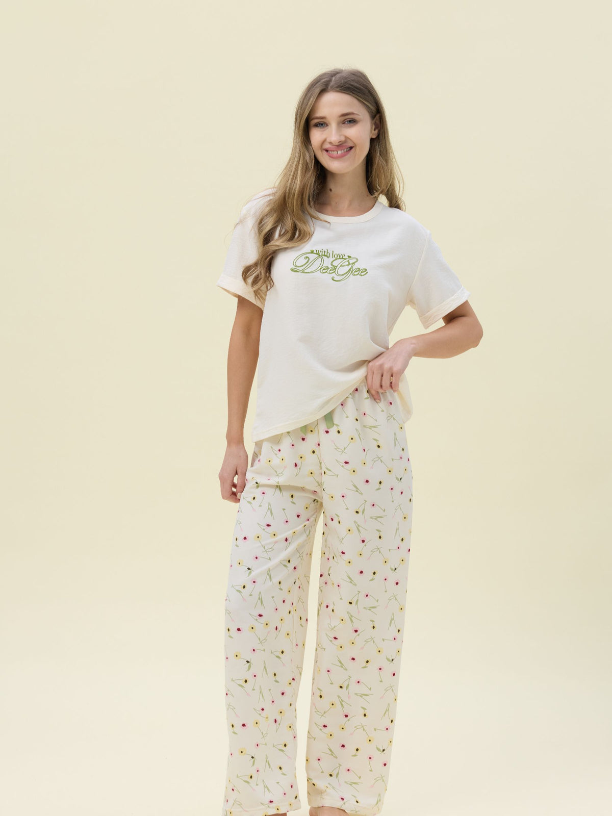 بيجامة نسائية - قطعتين (3XL-6XL)