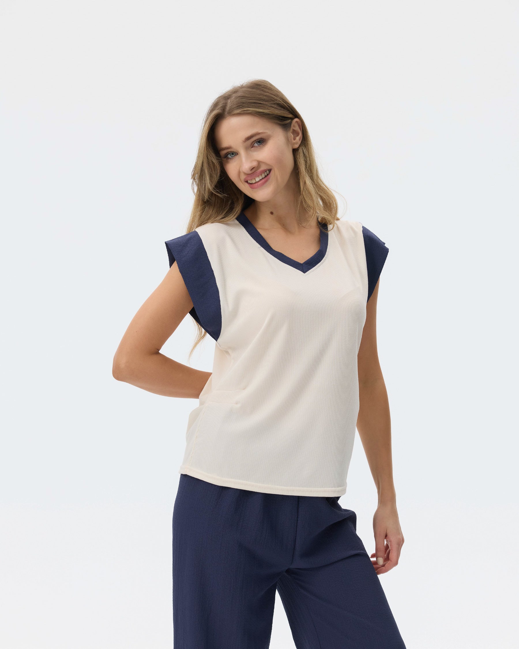 بيجامة نسائية - قطعتين (M-2XL)