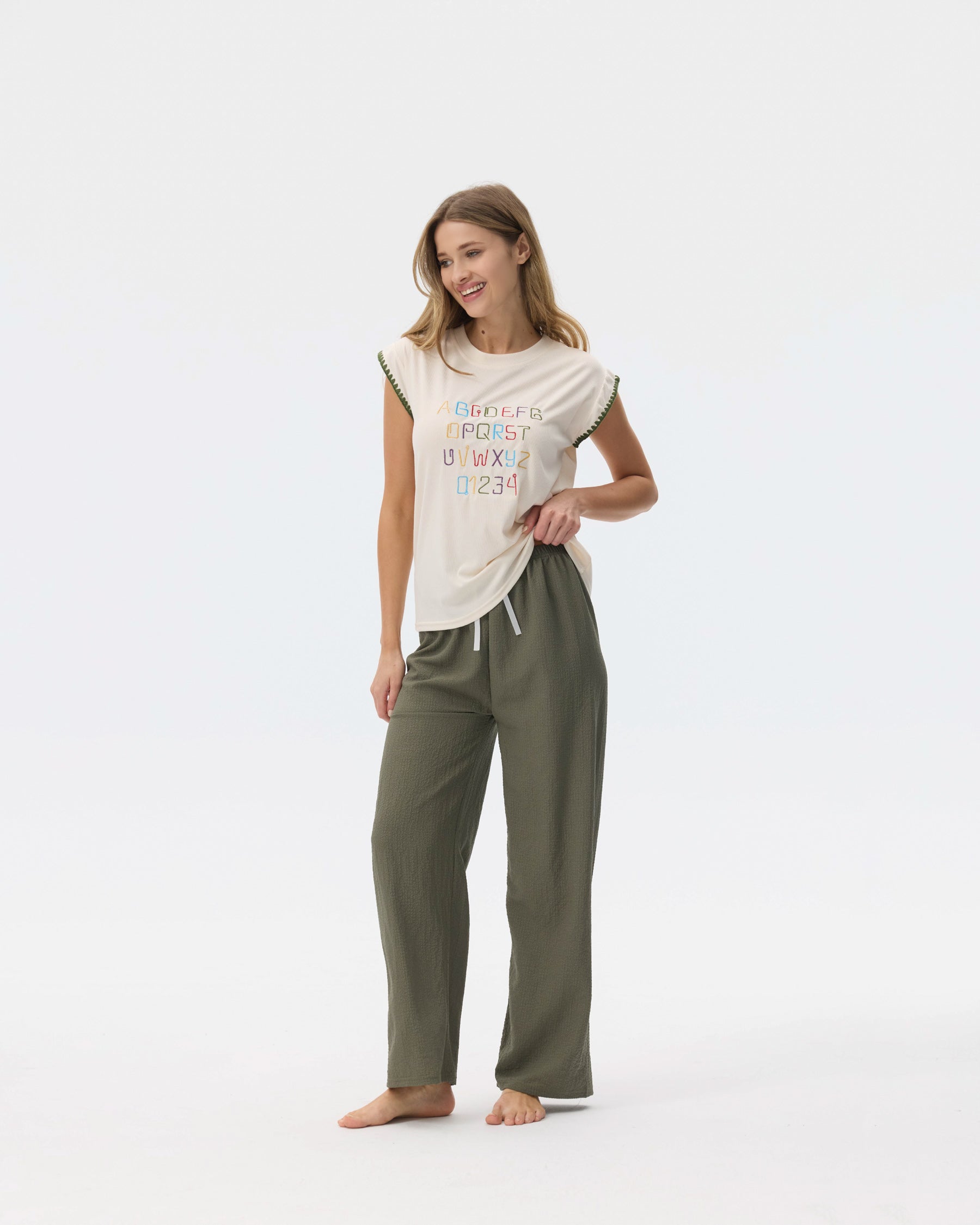 بيجامة نسائية - قطعتين (M-2XL)