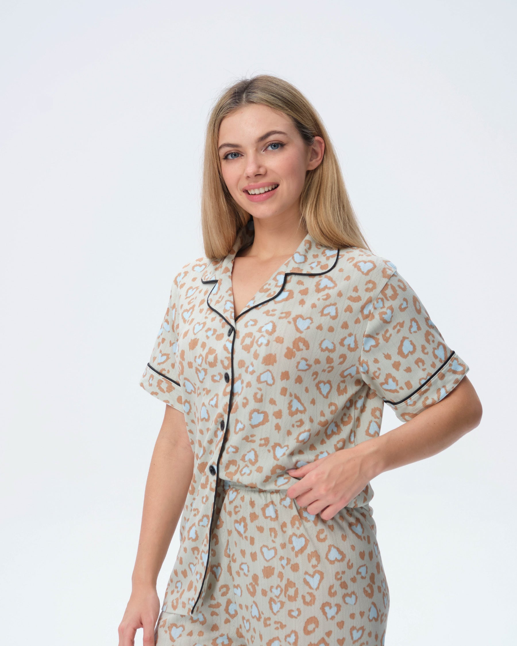 بيجامة نسائية - قطعتين (M-2XL)