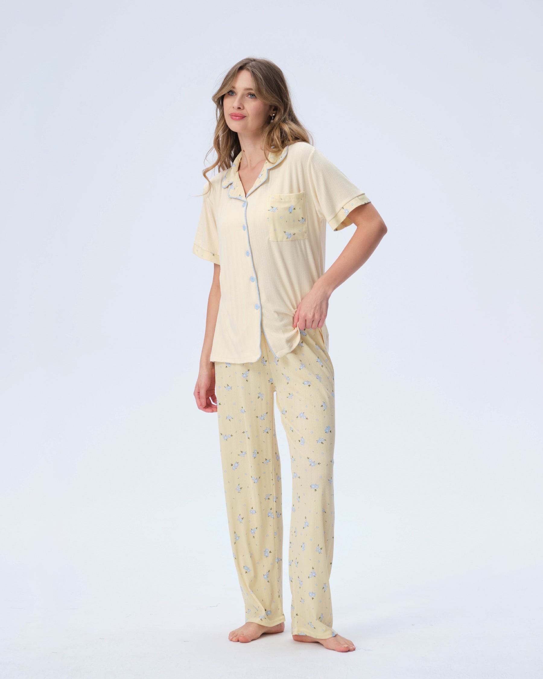 بيجامة نسائية - قطعتين (M-2XL)