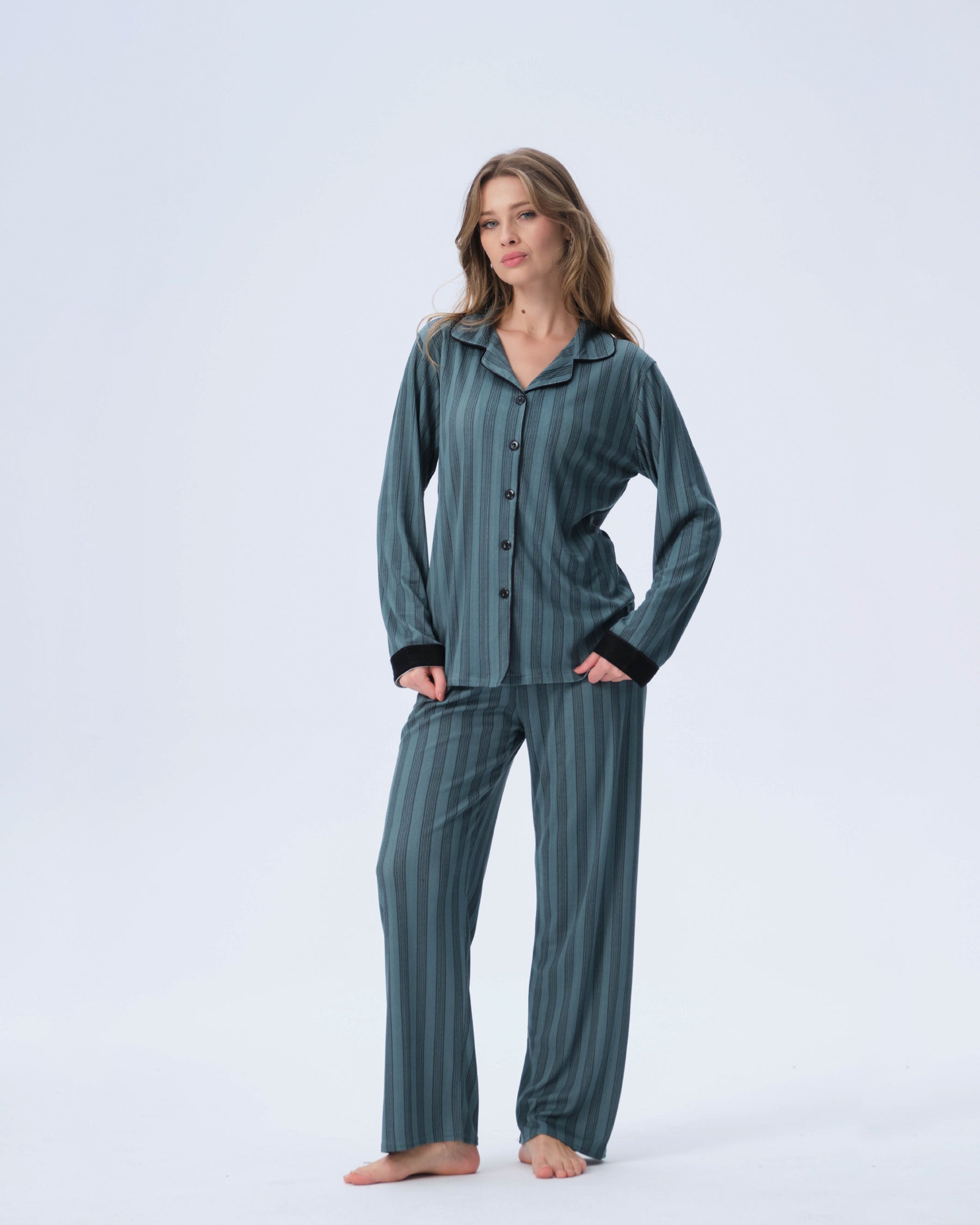 بيجامة نسائية - قطعتين (M-2XL)