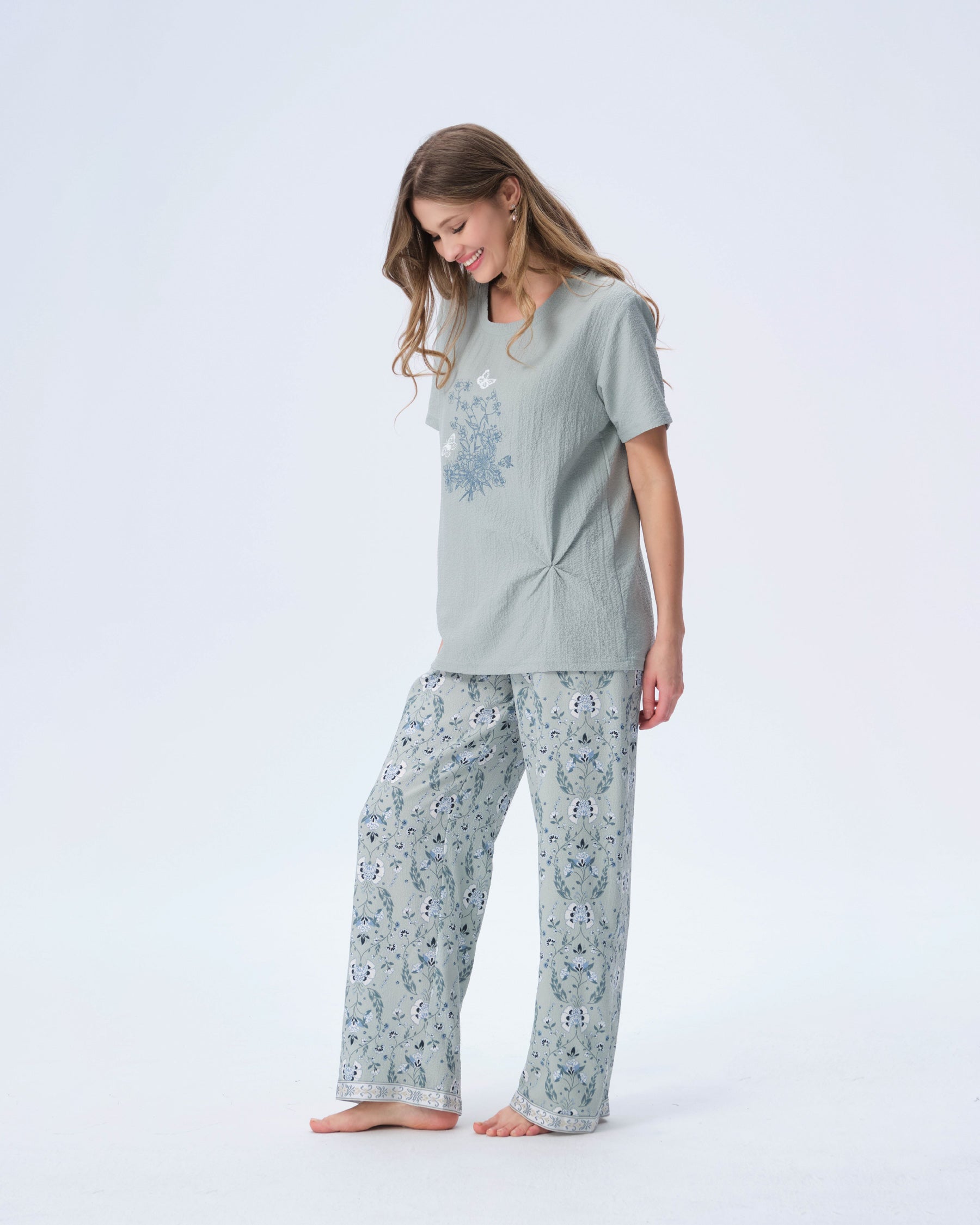 بيجامة نسائية - قطعتين (3XL-6XL)