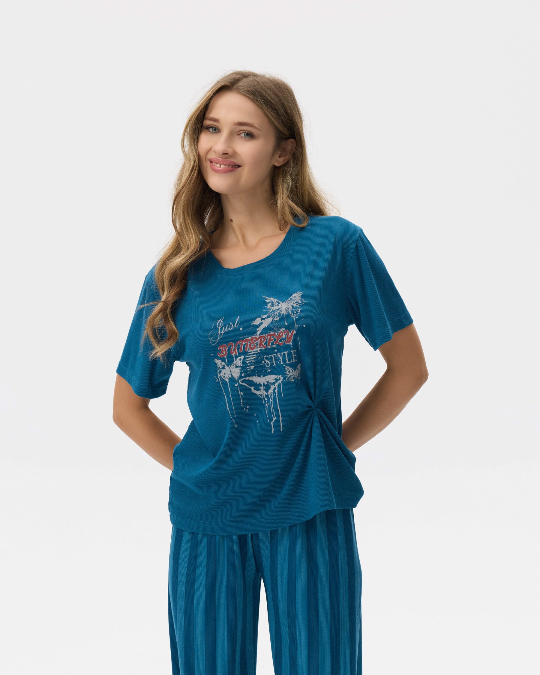 بيجامة نسائية - قطعتين (M-2XL)