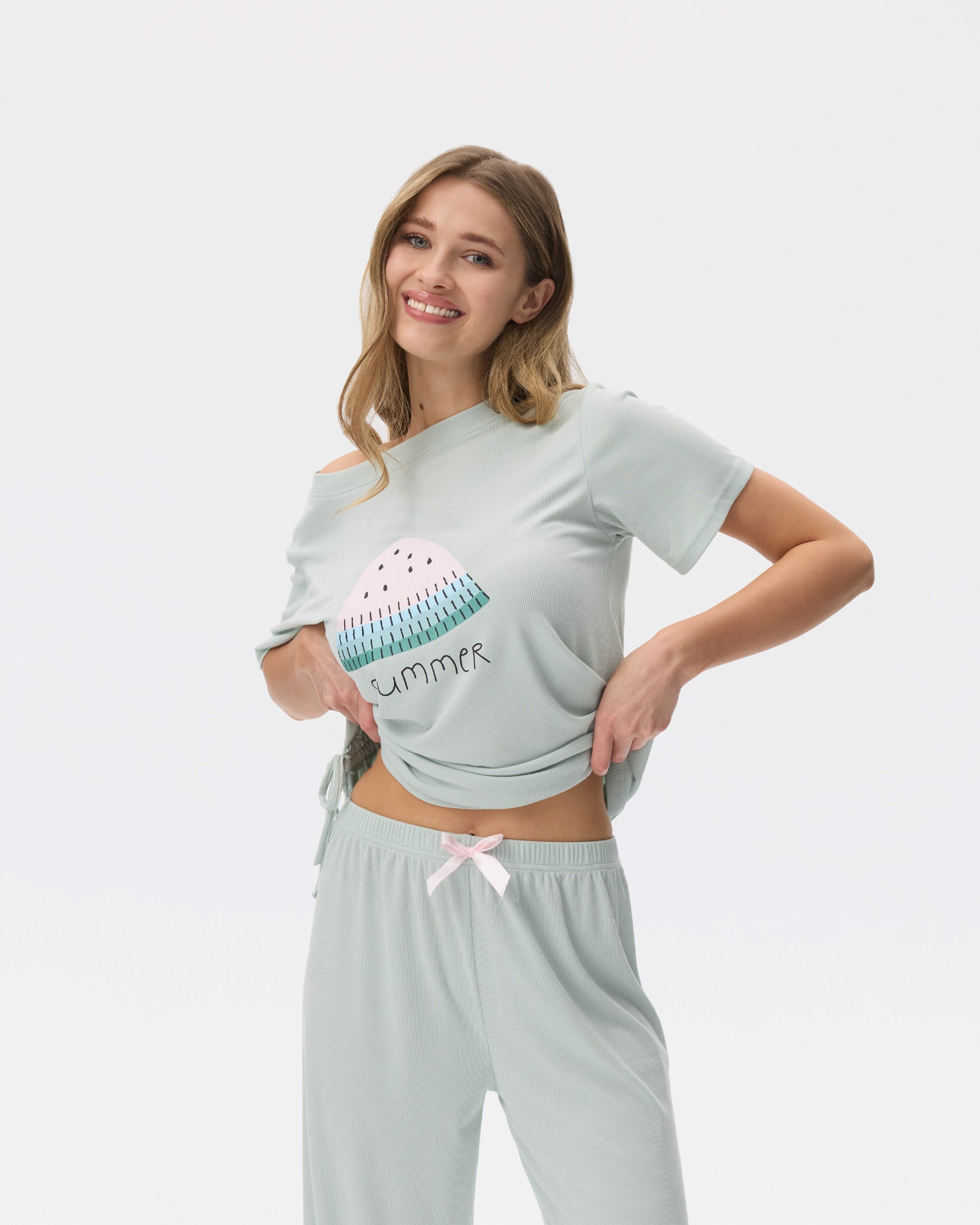 بيجامة نسائية - قطعتين (M-2XL)