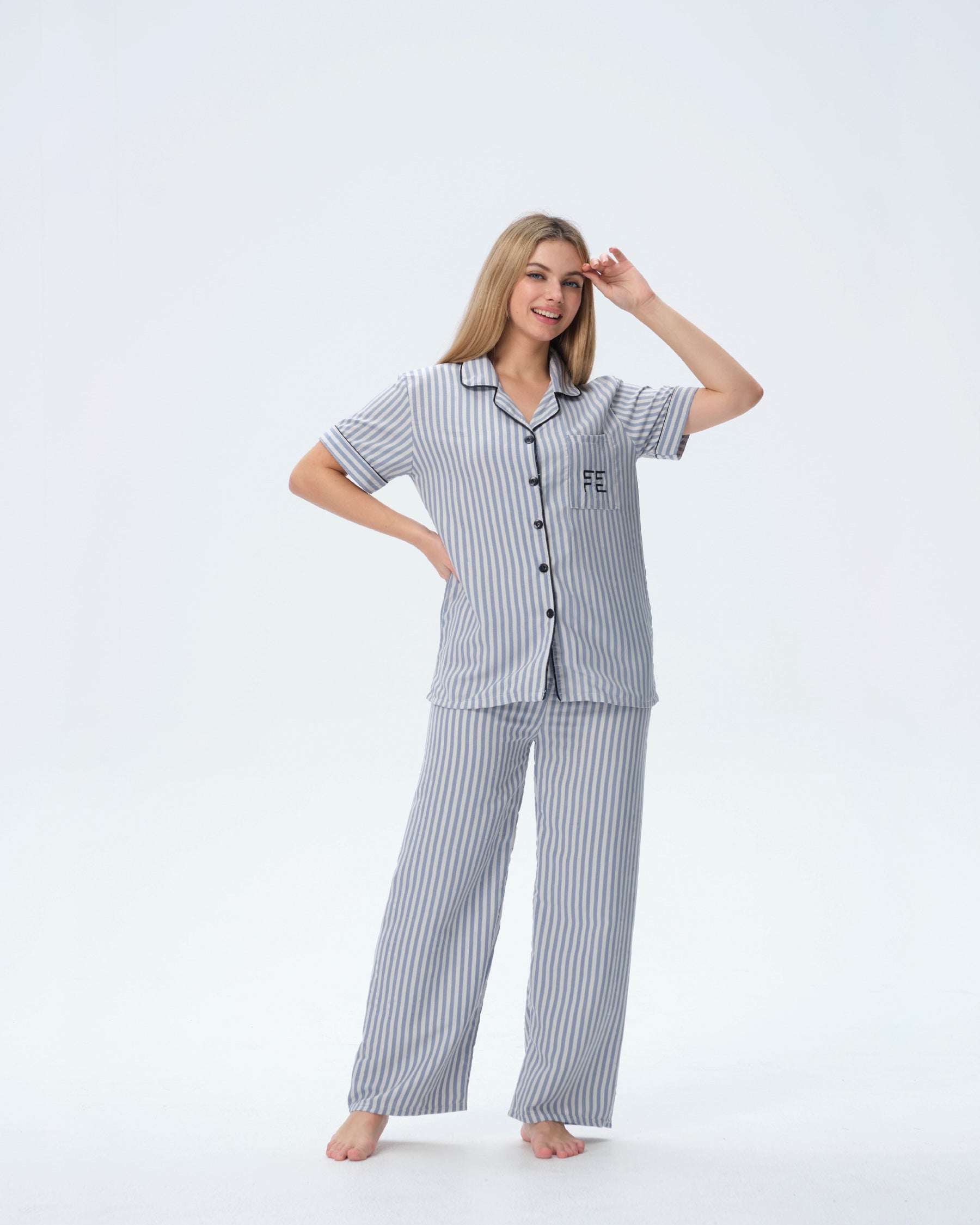 بيجامة نسائية - قطعتين (M-2XL)