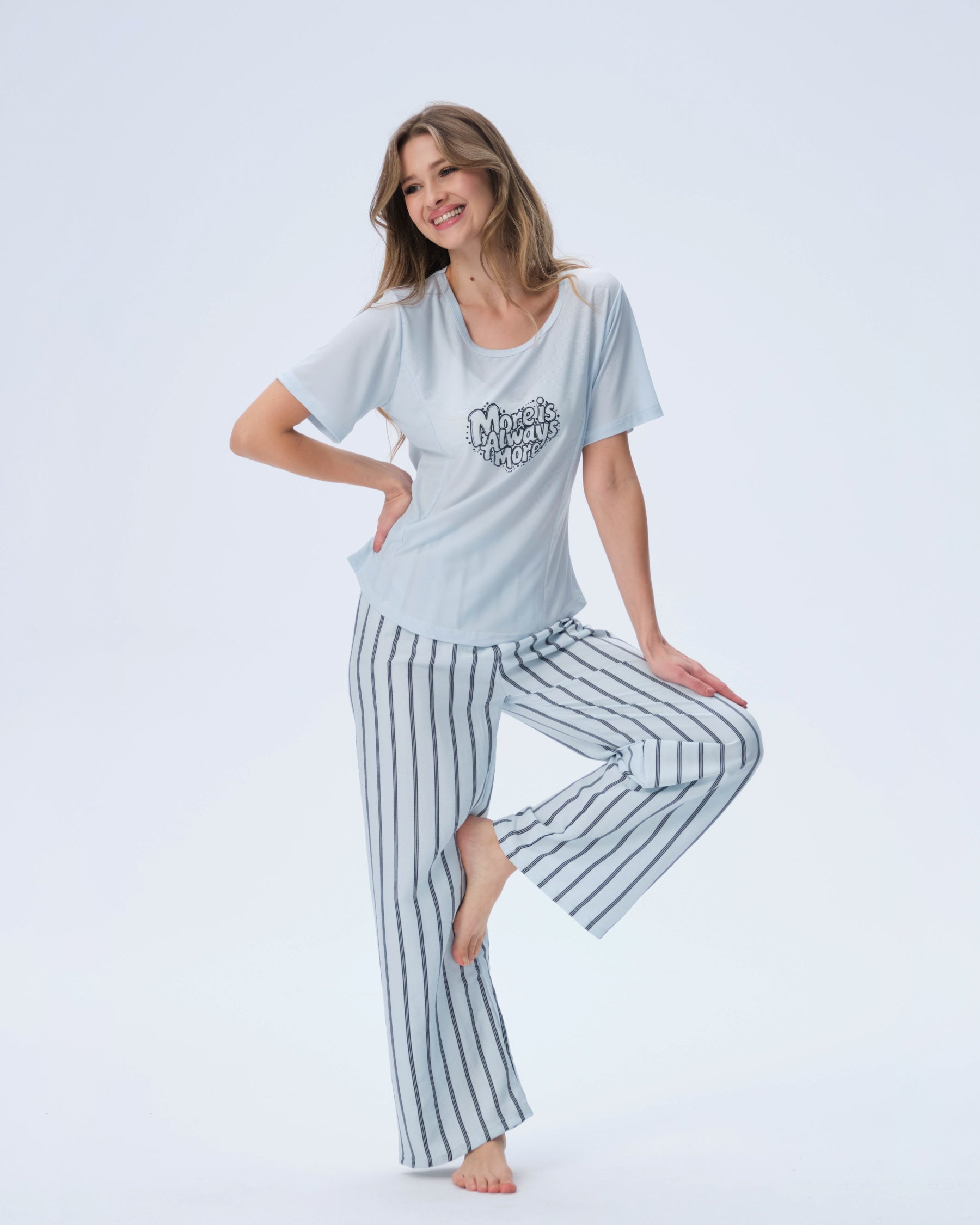 بيجامة نسائية - قطعتين (M-2XL)