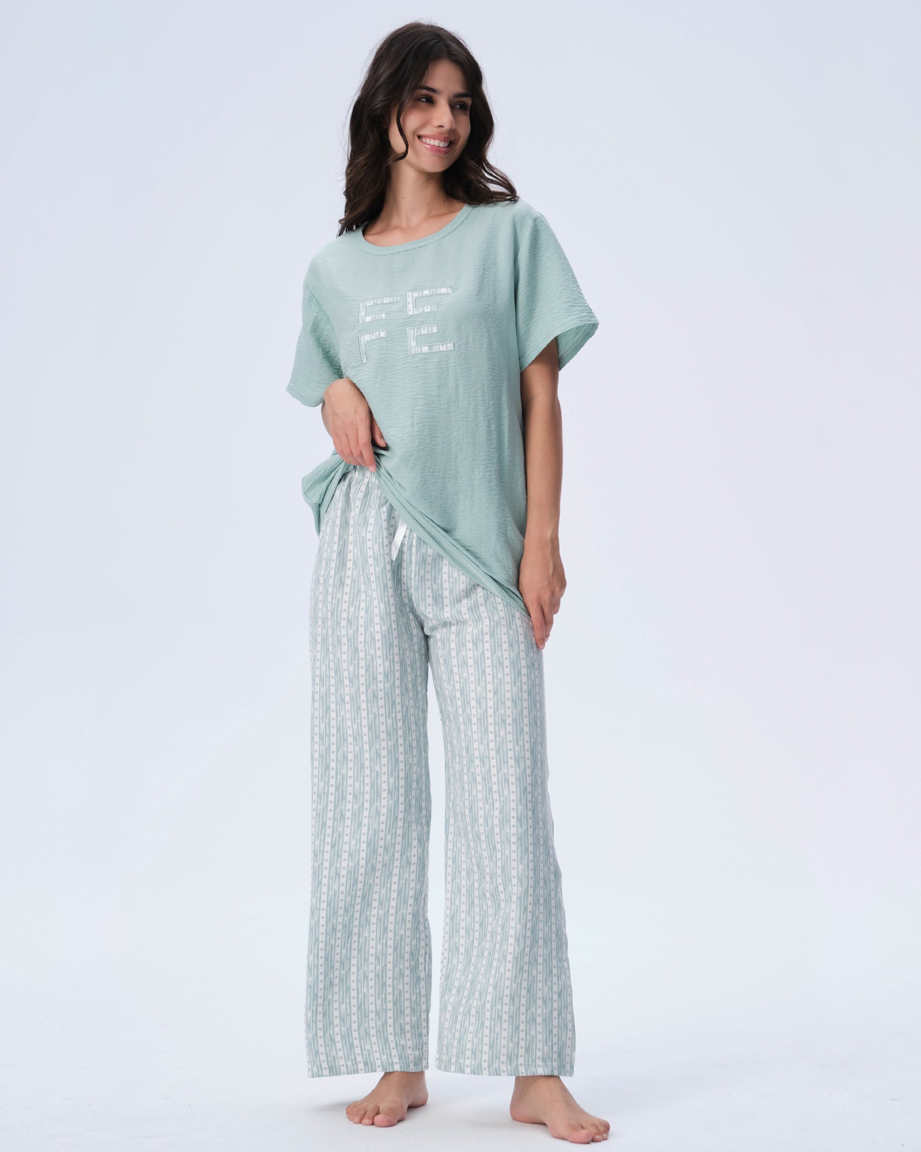 بيجامة نسائية - قطعتين (M-2XL)