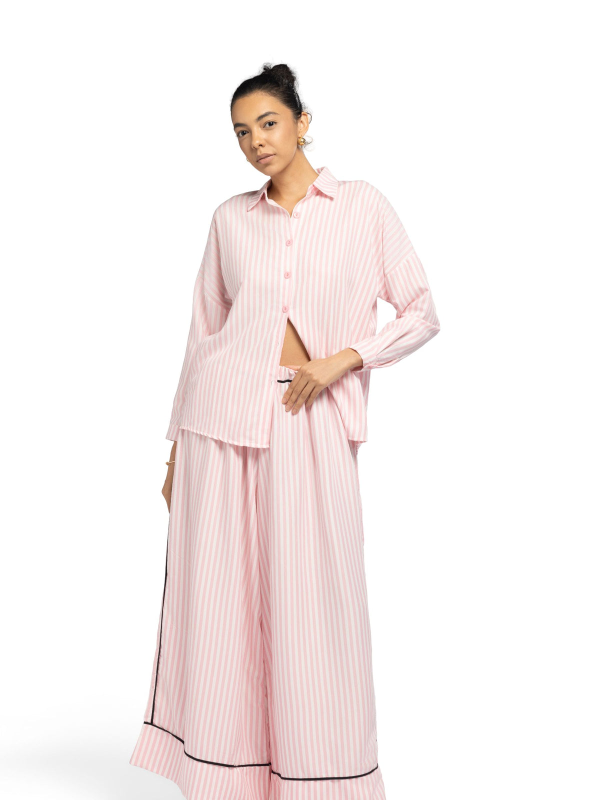 بيجامة نسائية - قطعتين (M-2XL)