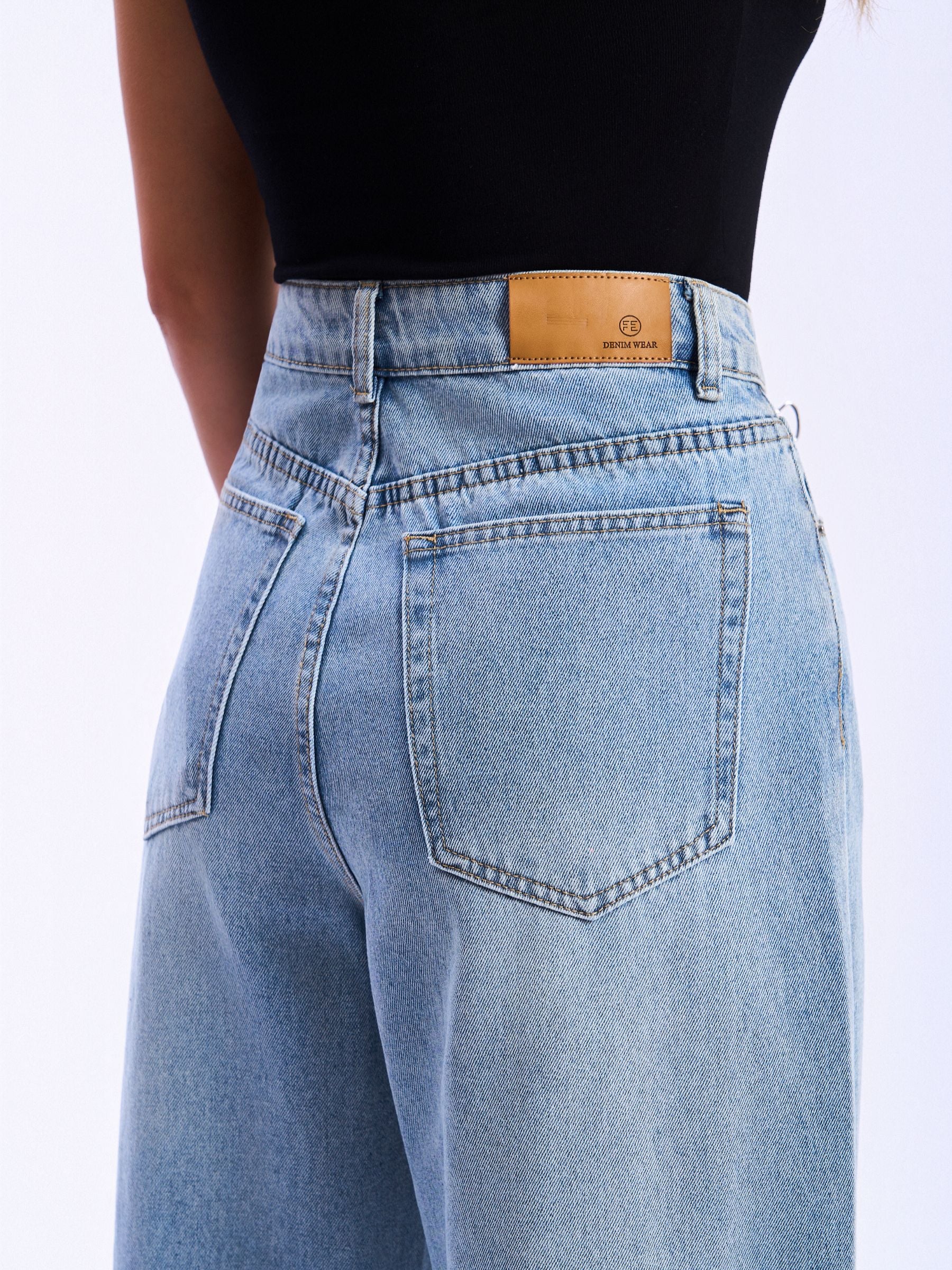 HIGH WAIST BAGGY WIDE LEG JEANS