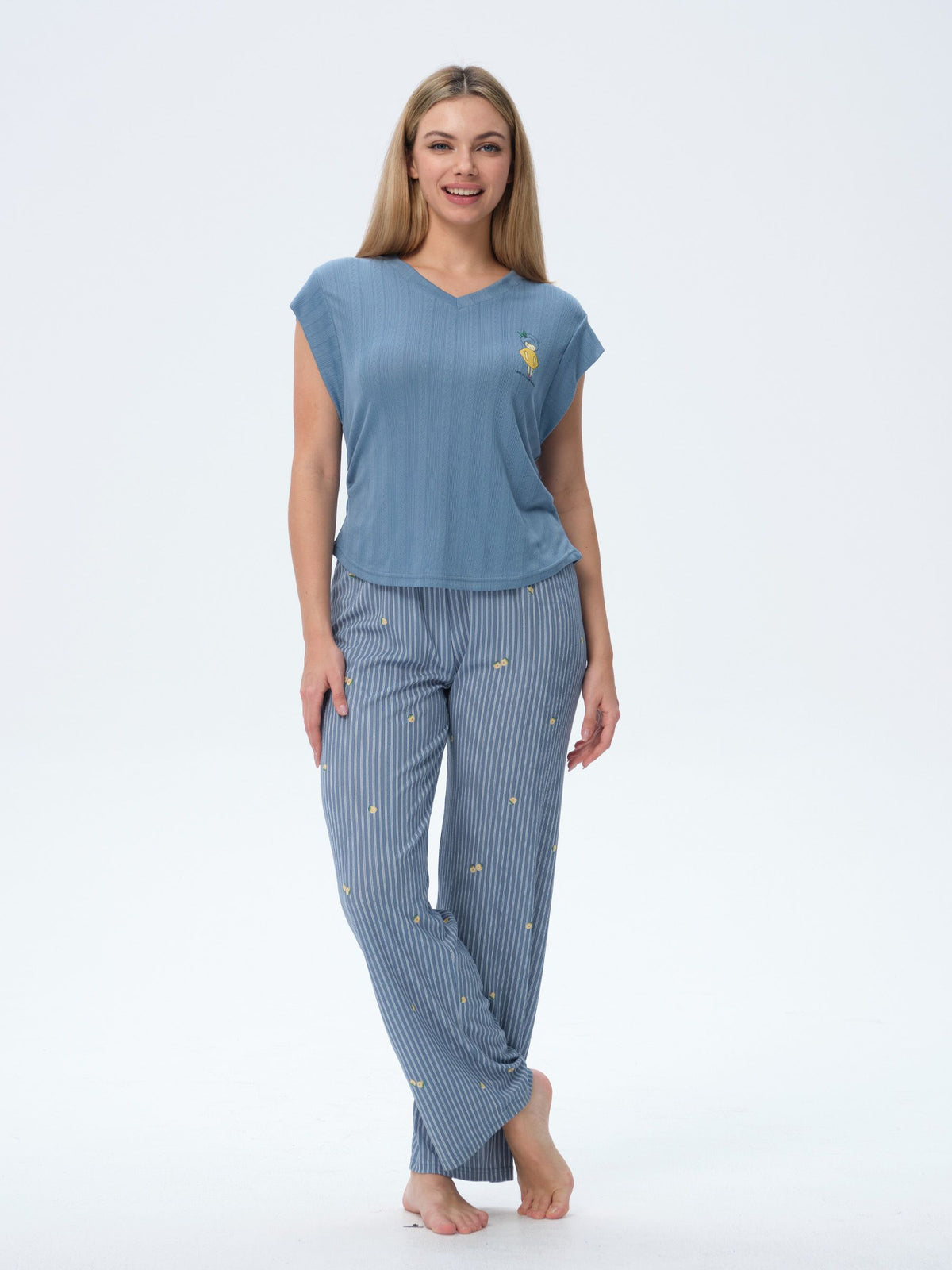بيجامة نسائية - قطعتين (M-2XL)