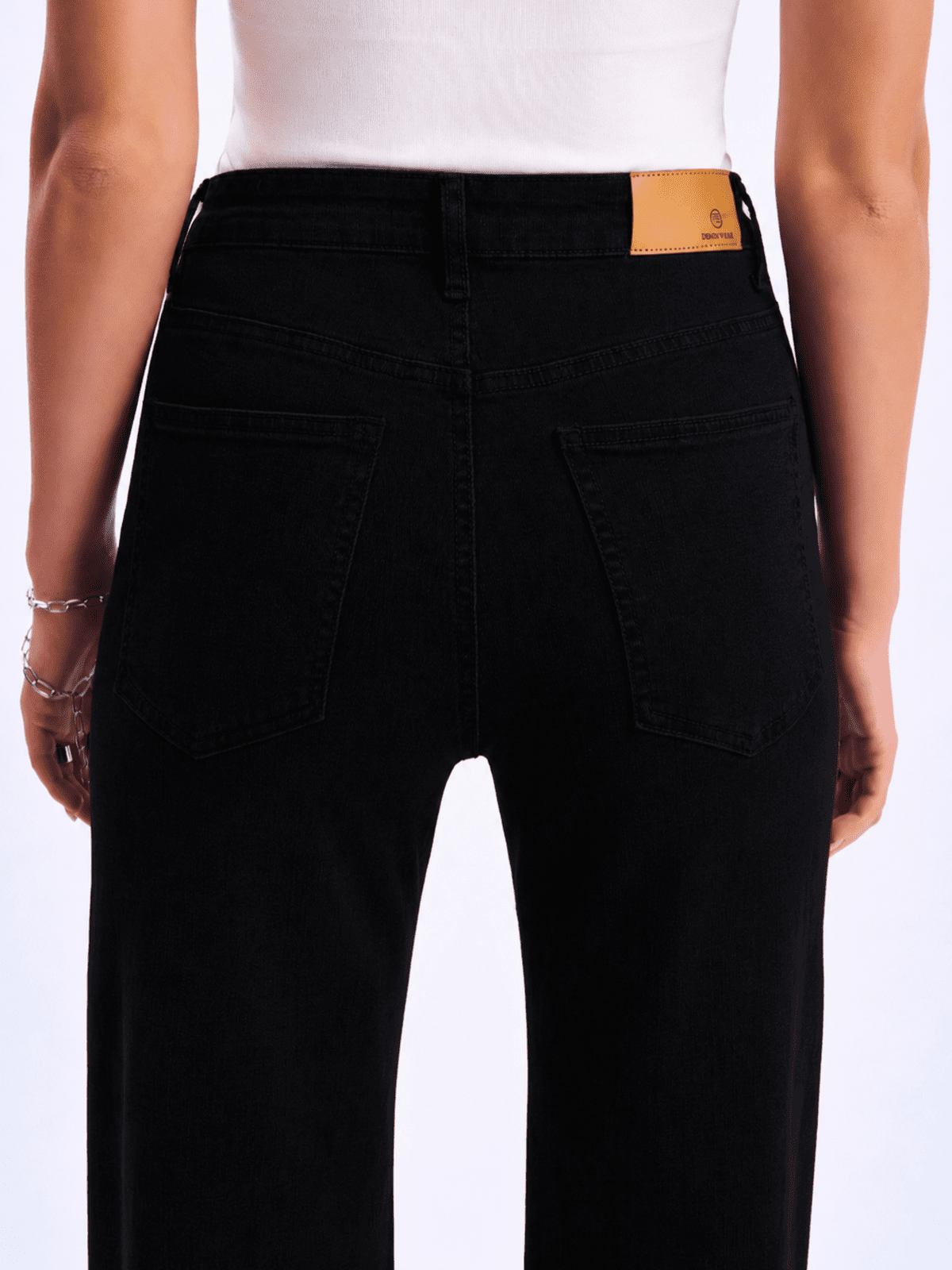 High waist TRF wide leg jeans in black denim view#Color_BLACK DENIM