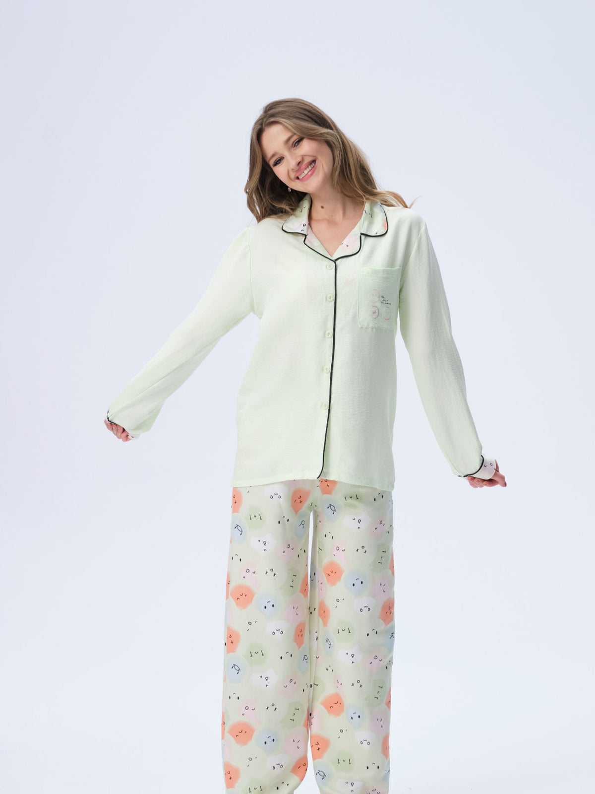 بيجامة نسائية - قطعتين (M-2XL)