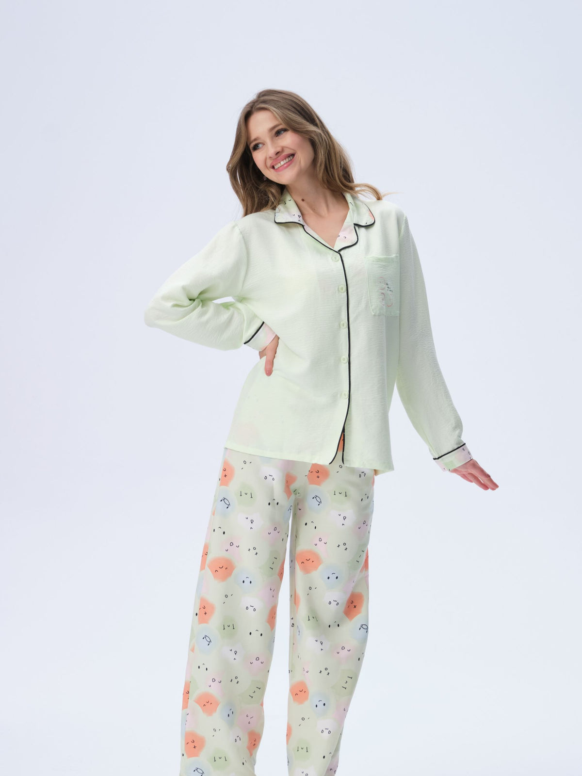 بيجامة نسائية - قطعتين (3XL-6XL)