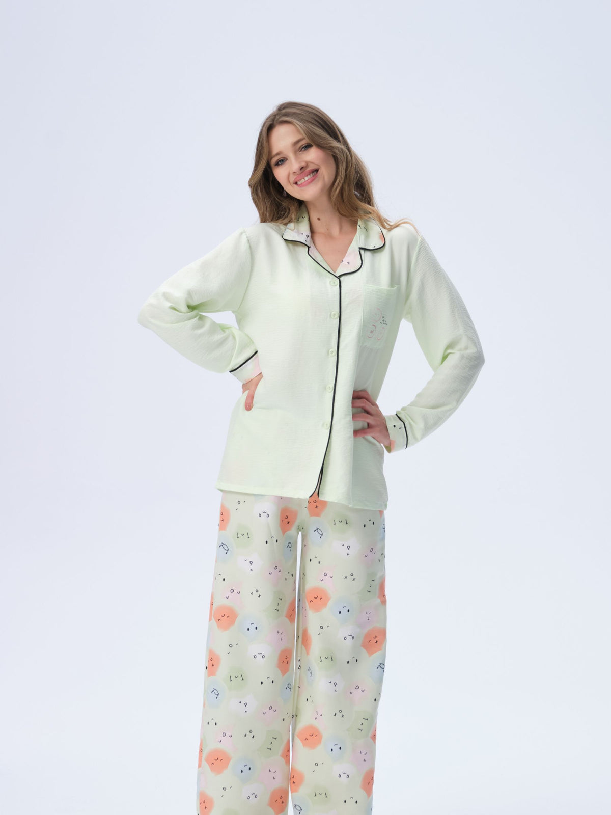 بيجامة نسائية - قطعتين (3XL-6XL)