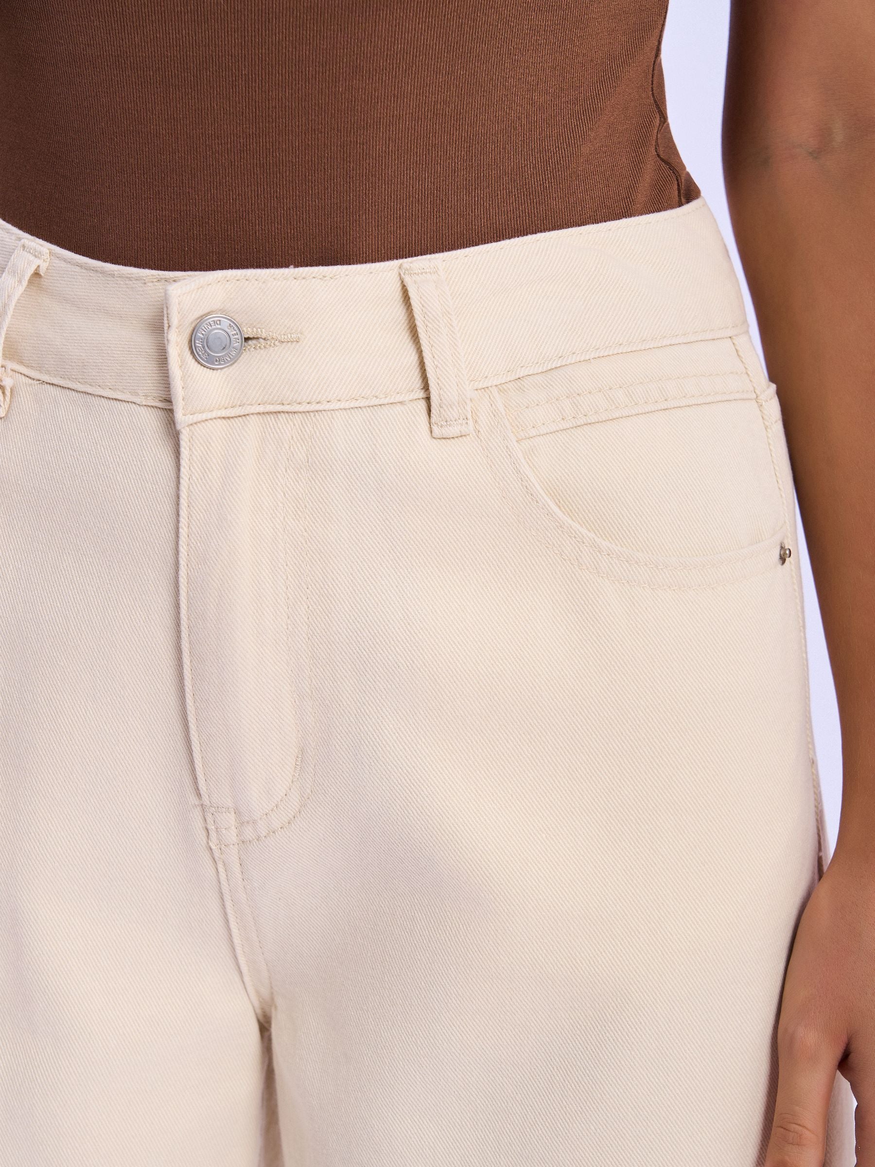 High-Waisted Wide-Leg Cropped Jeans