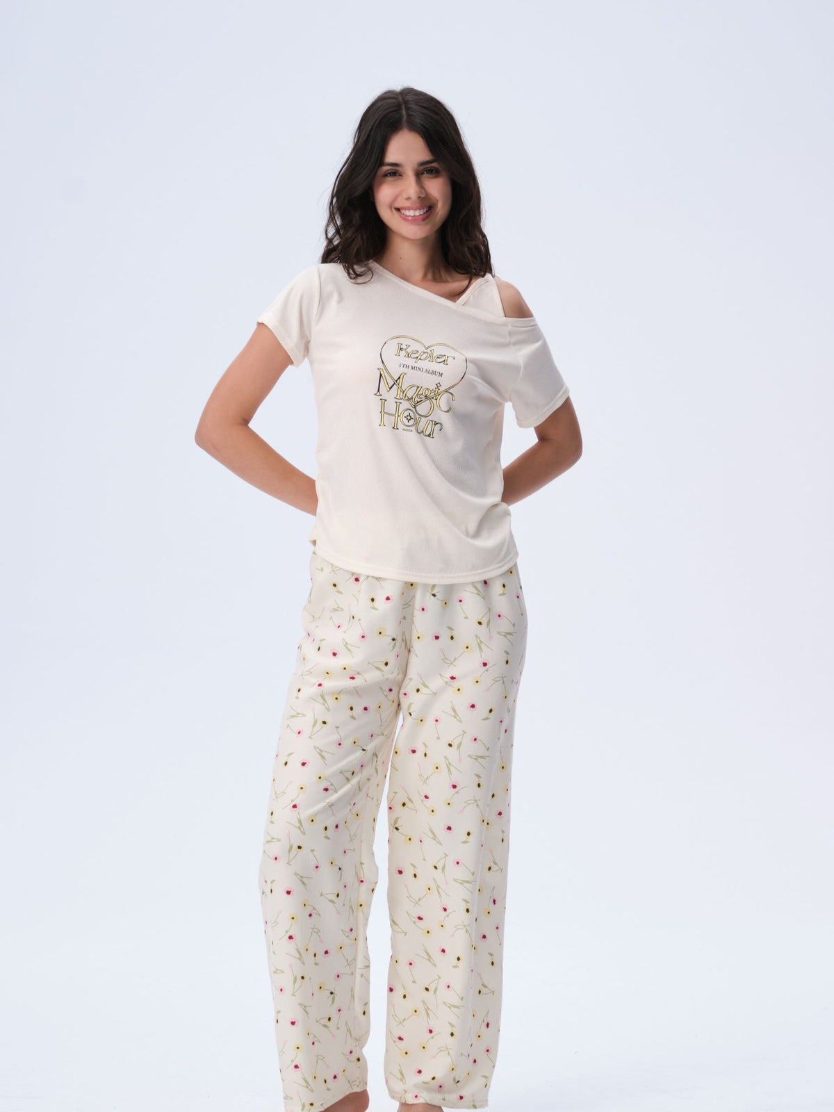 بيجامة نسائية - قطعتين (M-2XL)