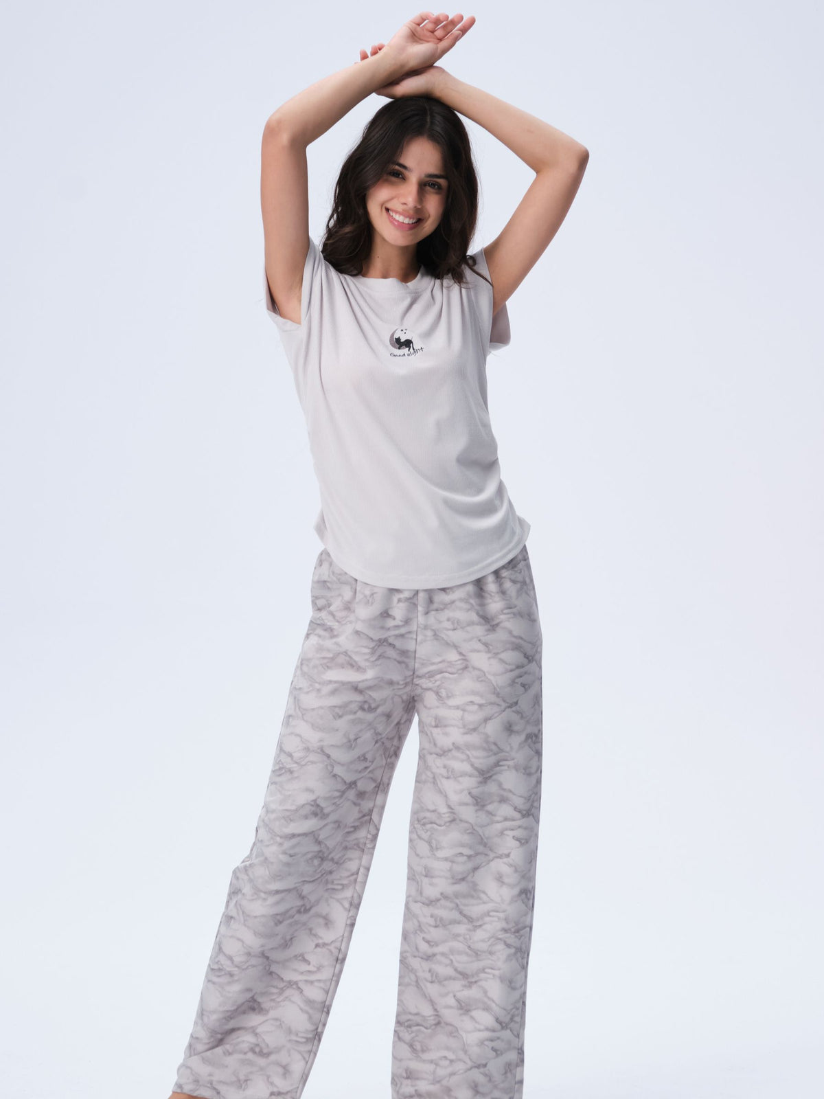 بيجامة نسائية - قطعتين (M-2XL)