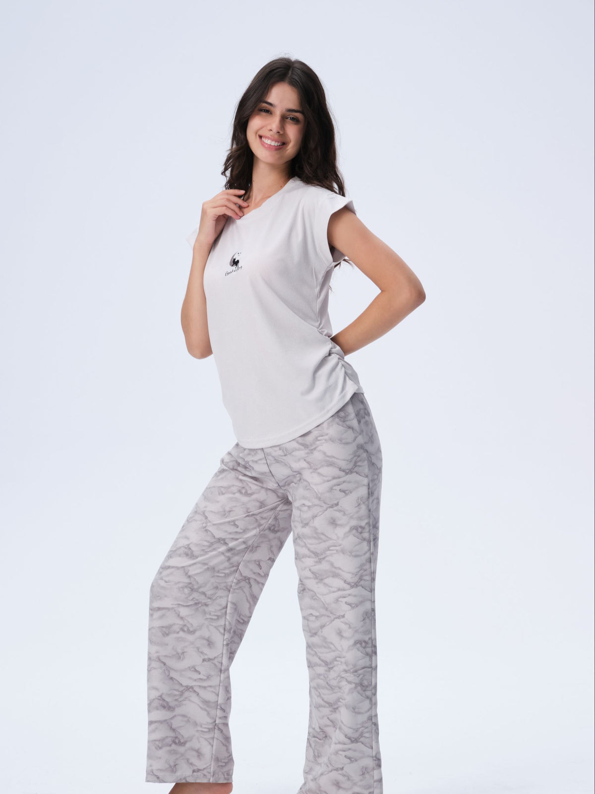 بيجامة نسائية - قطعتين (M-2XL)