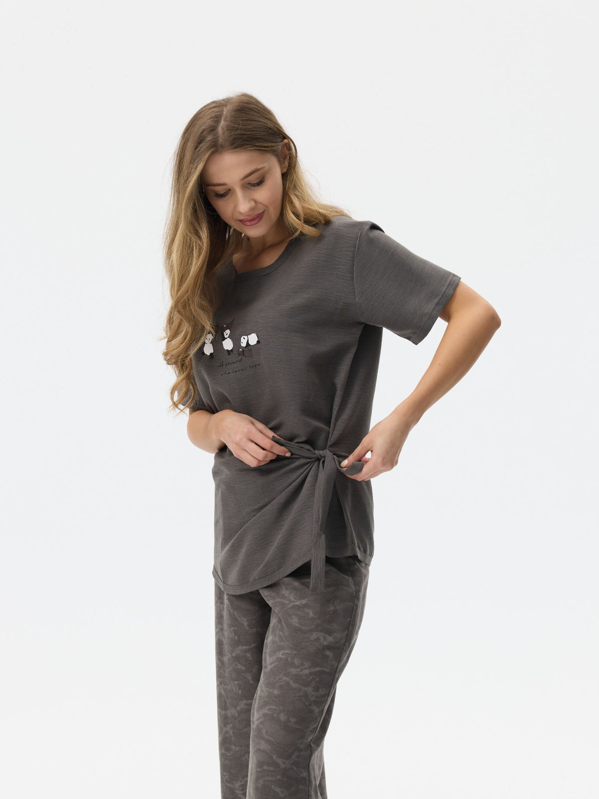 بيجامة نسائية - قطعتين (M-2XL)