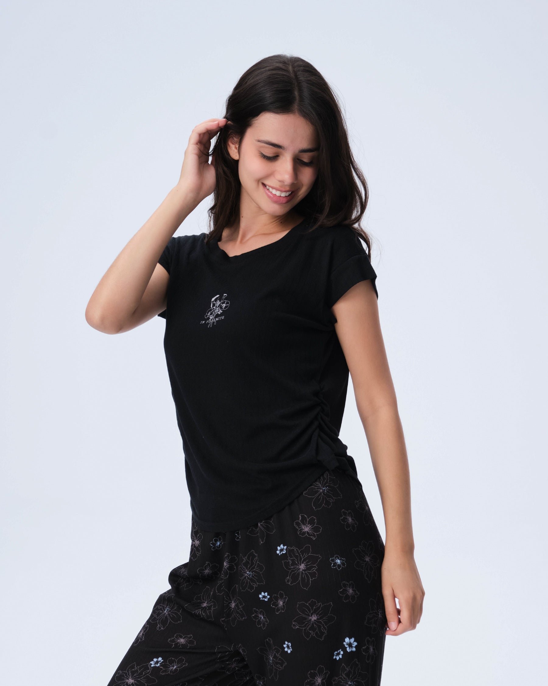 بيجامة نسائية - قطعتين (M-2XL)