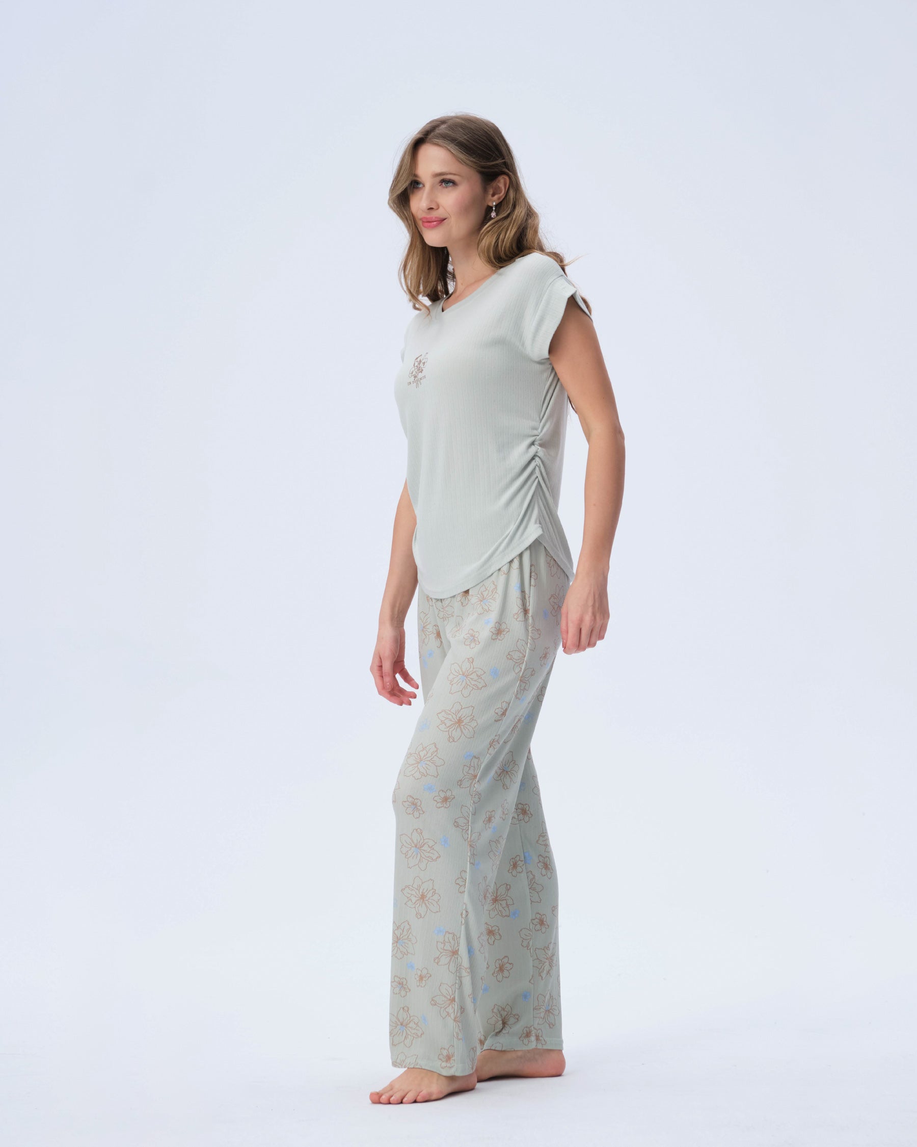 بيجامة نسائية - قطعتين (M-2XL)