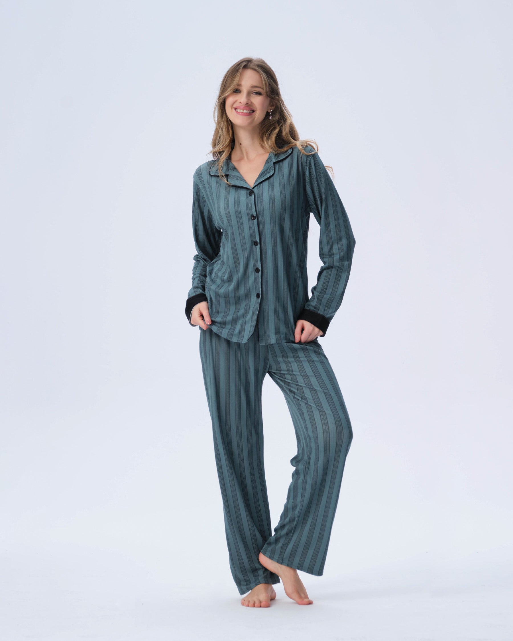 بيجامة نسائية - قطعتين (M-2XL)