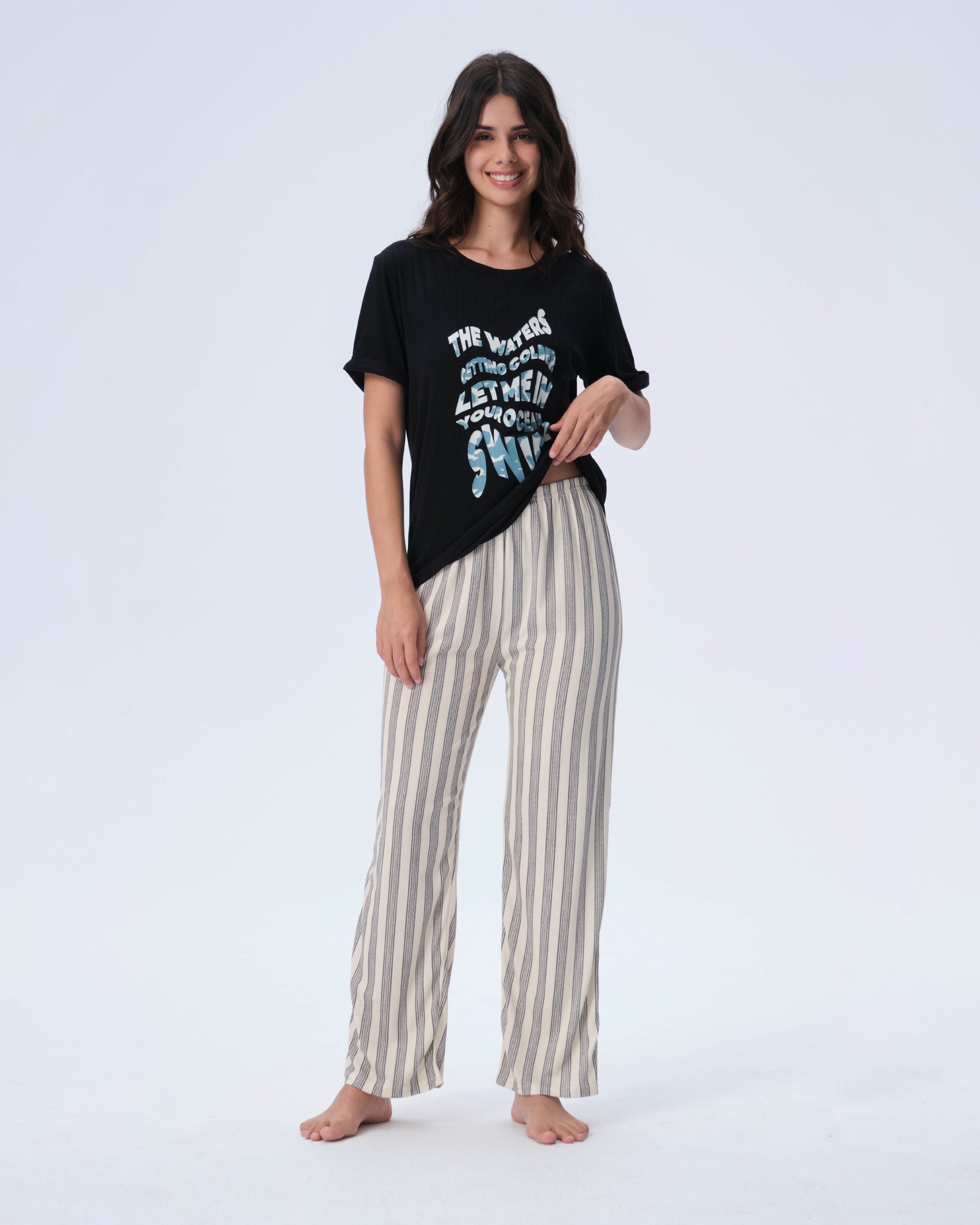 بيجامة نسائية - قطعتين (M-2XL)