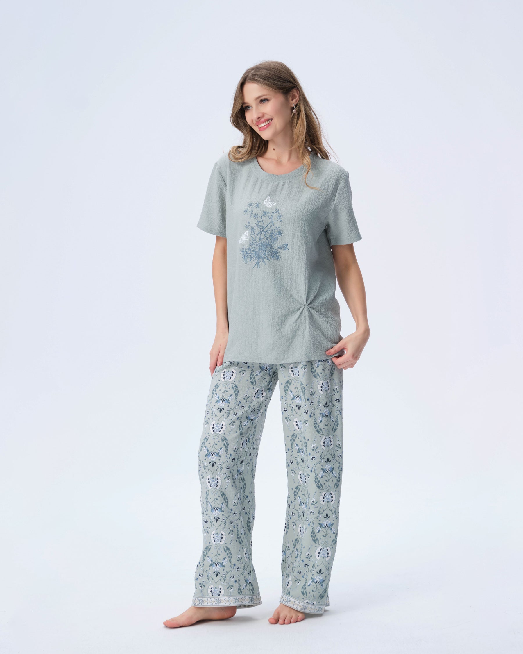 بيجامة نسائية - قطعتين (3XL-6XL)
