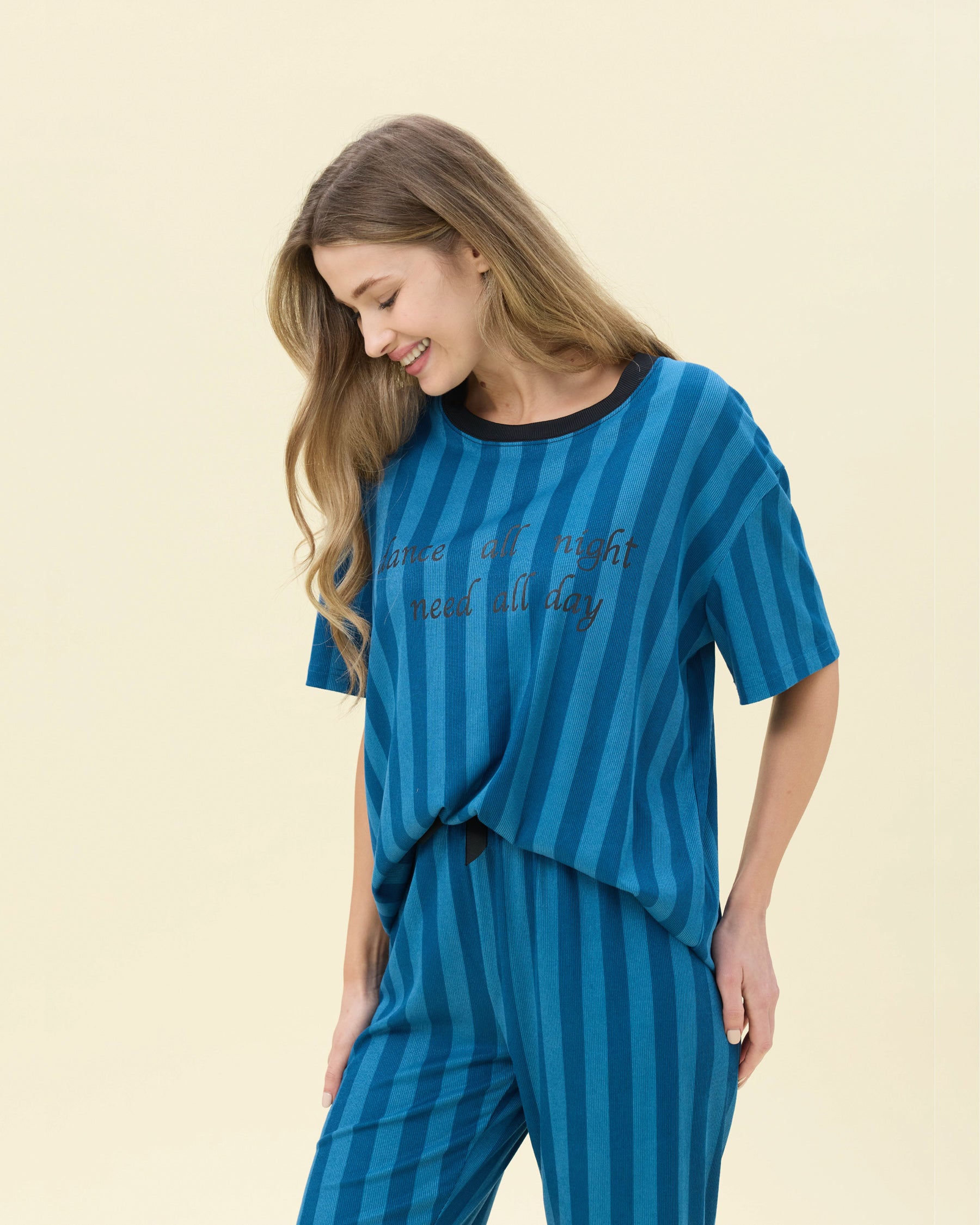 بيجامة نسائية - قطعتين (3XL-6XL)