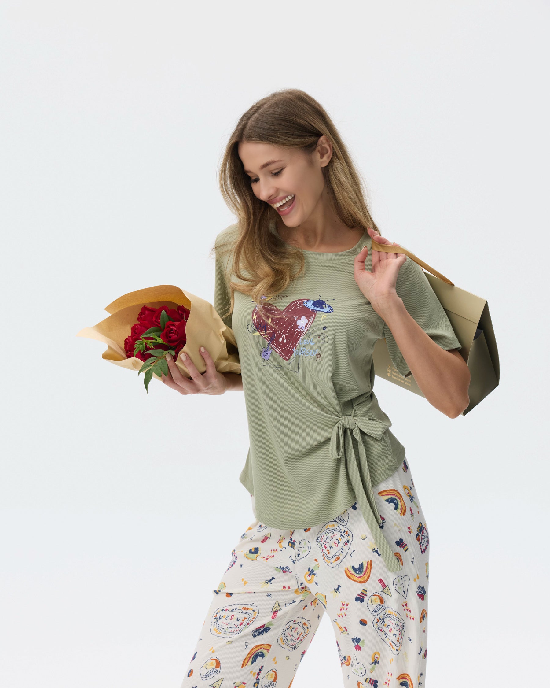 بيجامة نسائية - قطعتين (M-2XL)