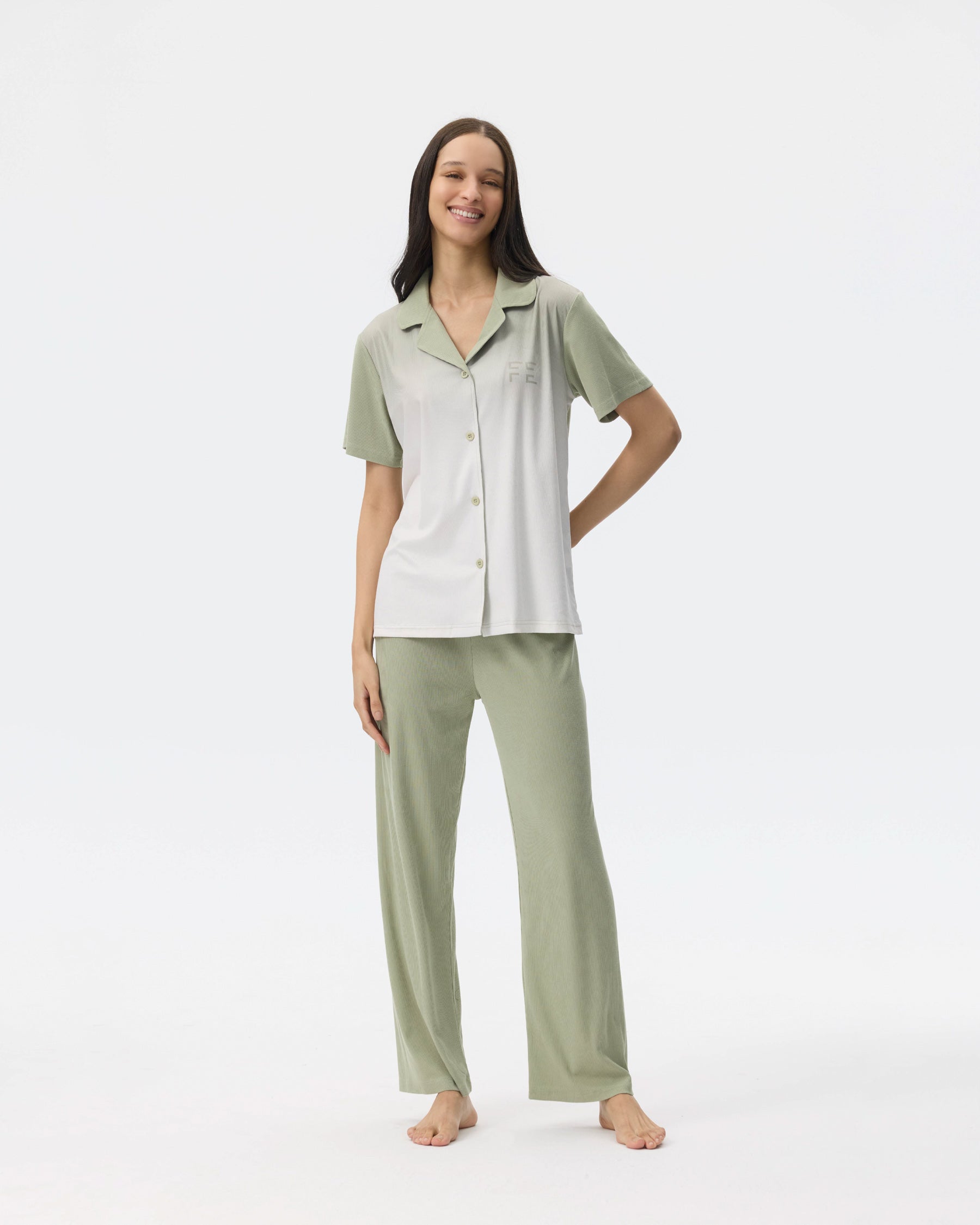 بيجامة نسائية - قطعتين (M-2XL)