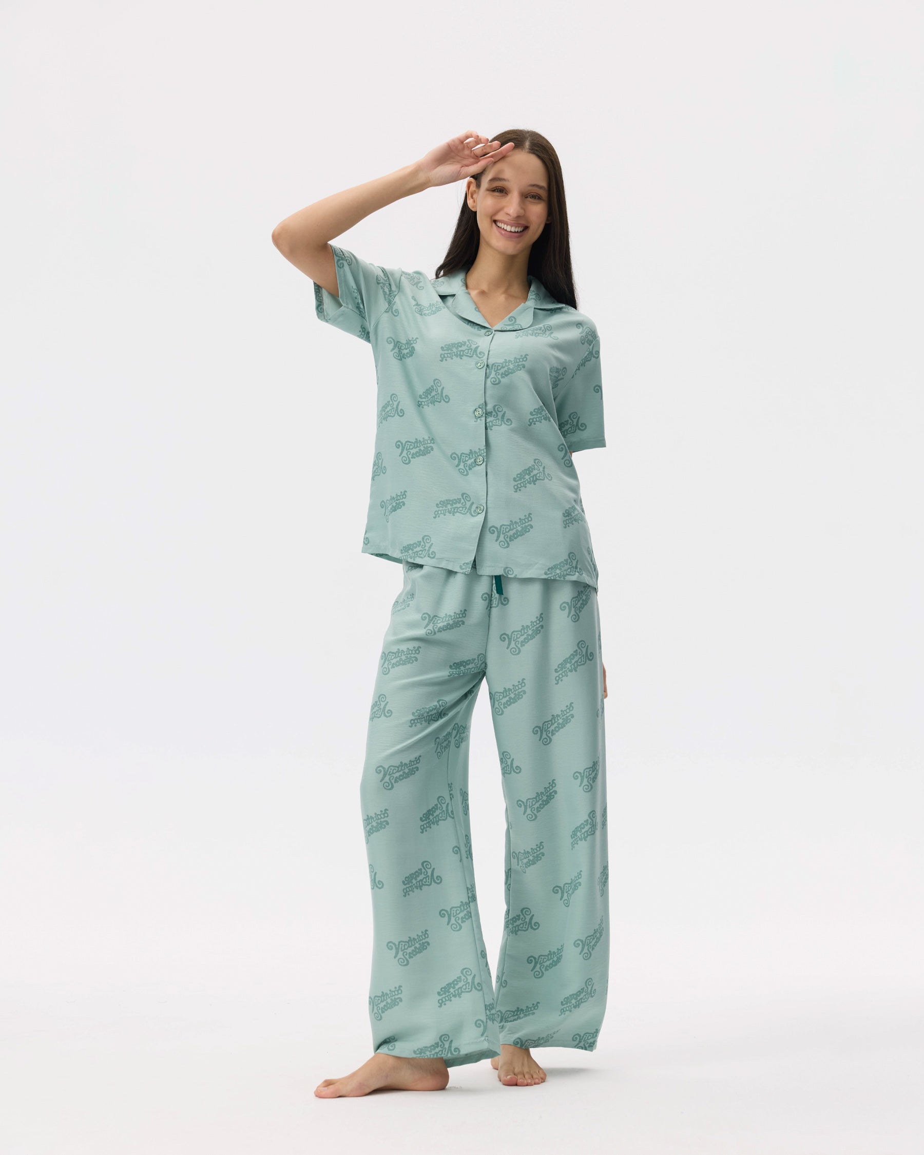 بيجامة نسائية - قطعتين (3XL-6XL)