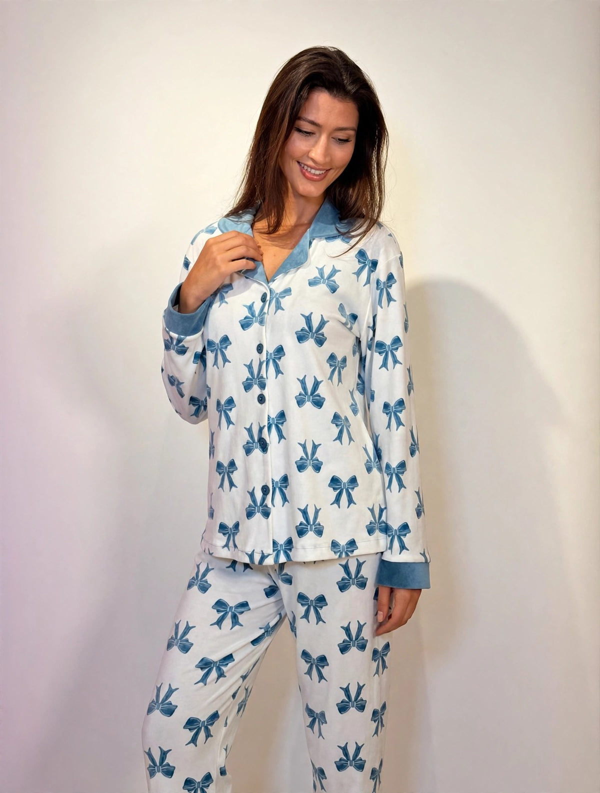 Women's Velvet Button-Up Pajama Set – Blue Bow (AY02#)