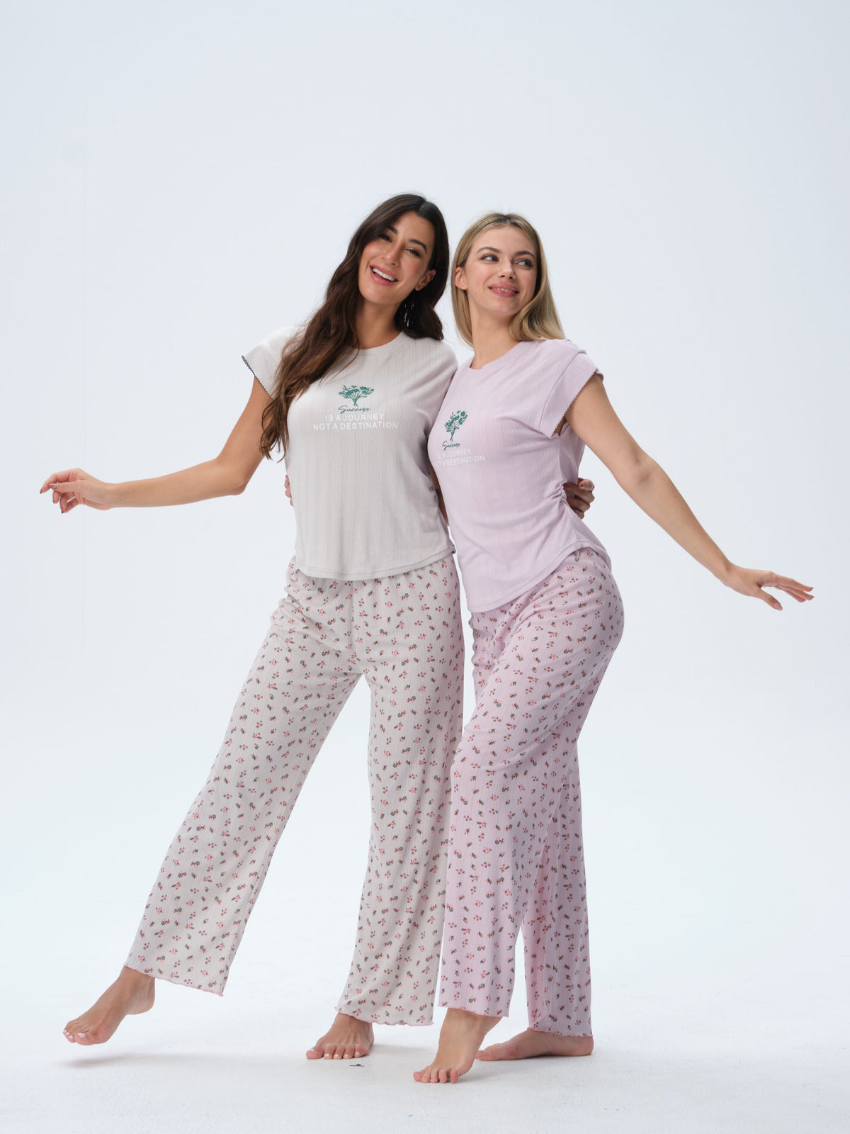 بيجامة نسائية - قطعتين (3XL-6XL)
