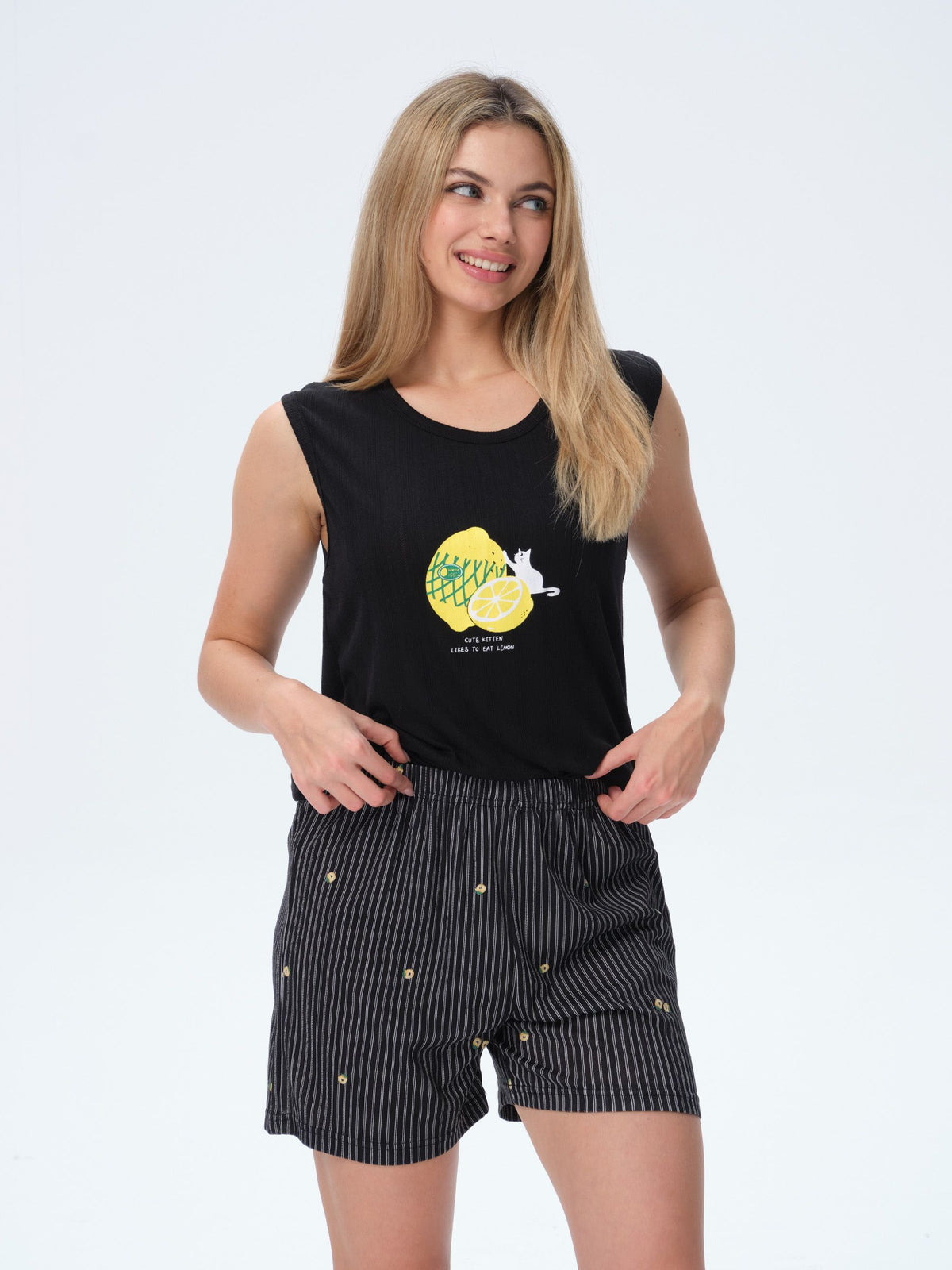 بيجامة نسائية - قطعتين (M-2XL)