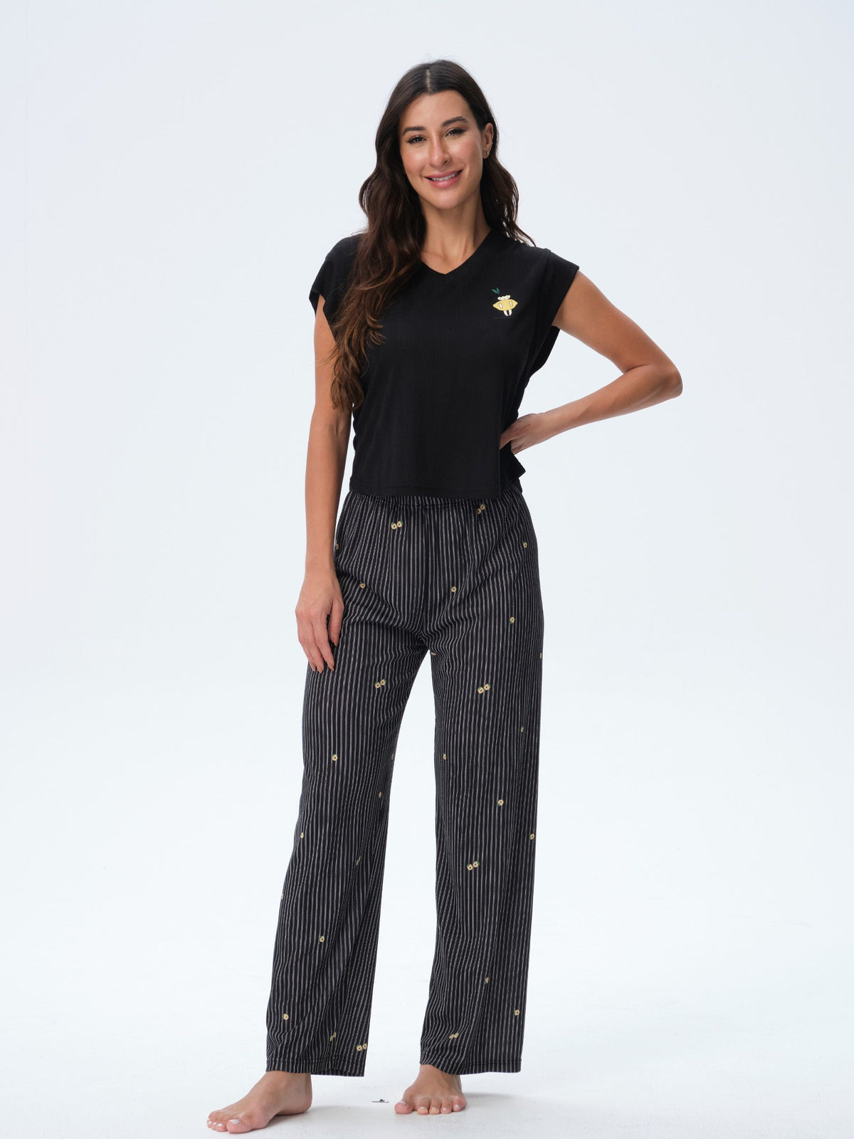 بيجامة نسائية - قطعتين (M-2XL)