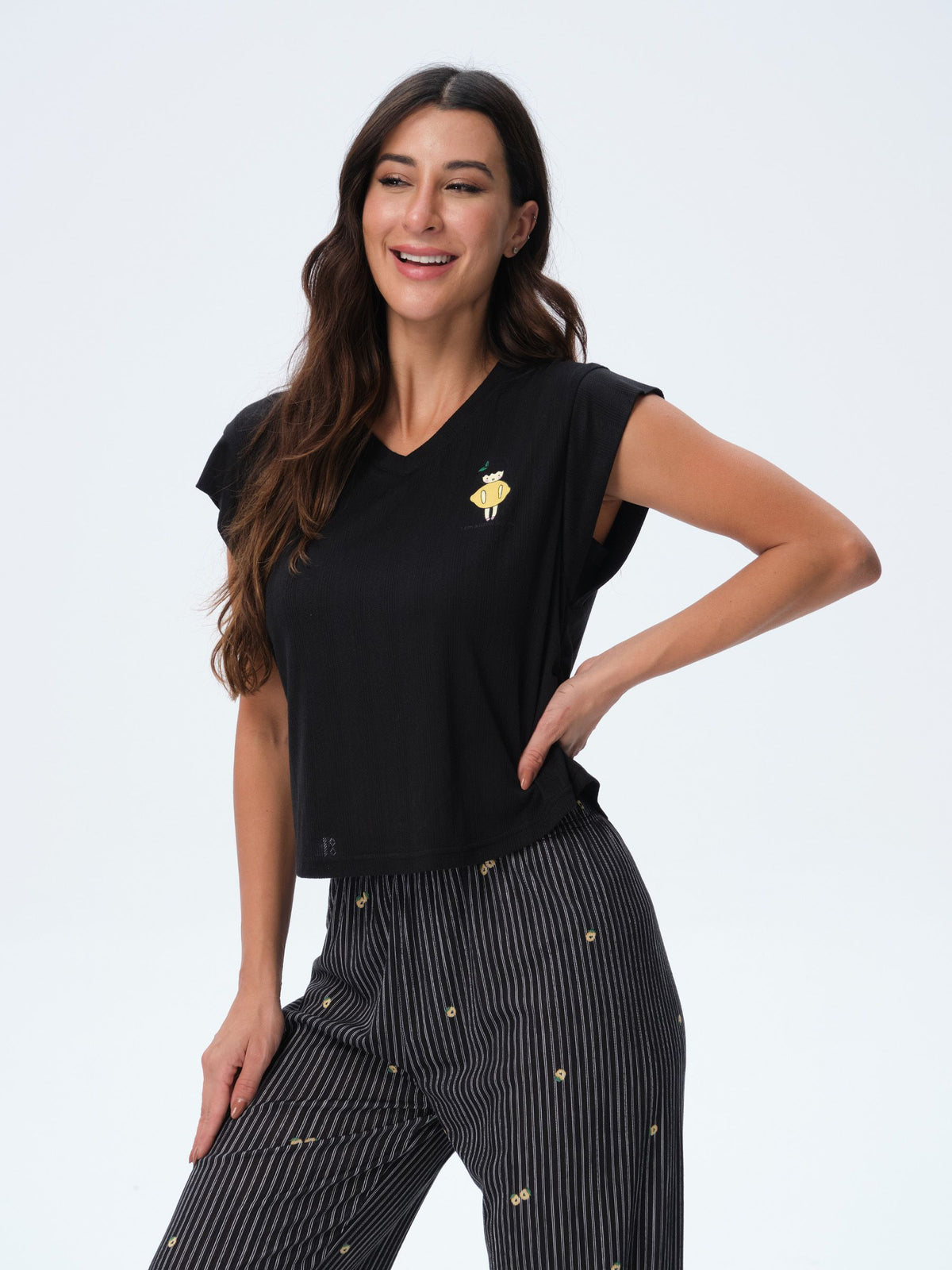 بيجامة نسائية - قطعتين (M-2XL)