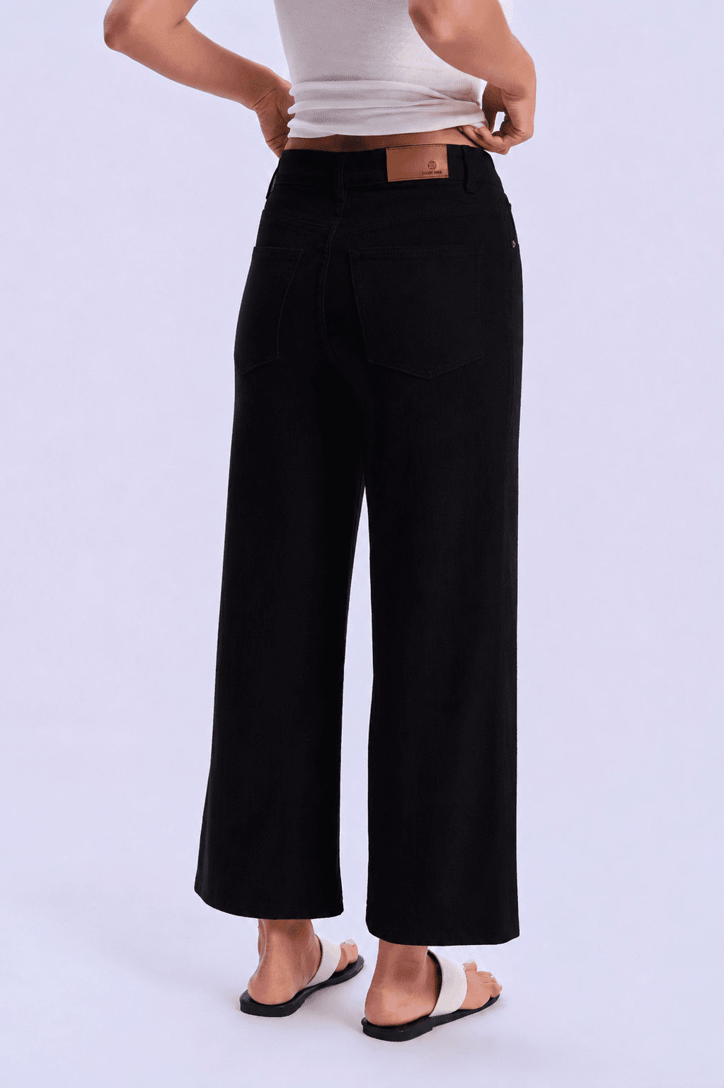 Feminines-High-Waisted-Straight-Wide-Leg-Jeans-Black-Denim#Color_BLACK DENIM